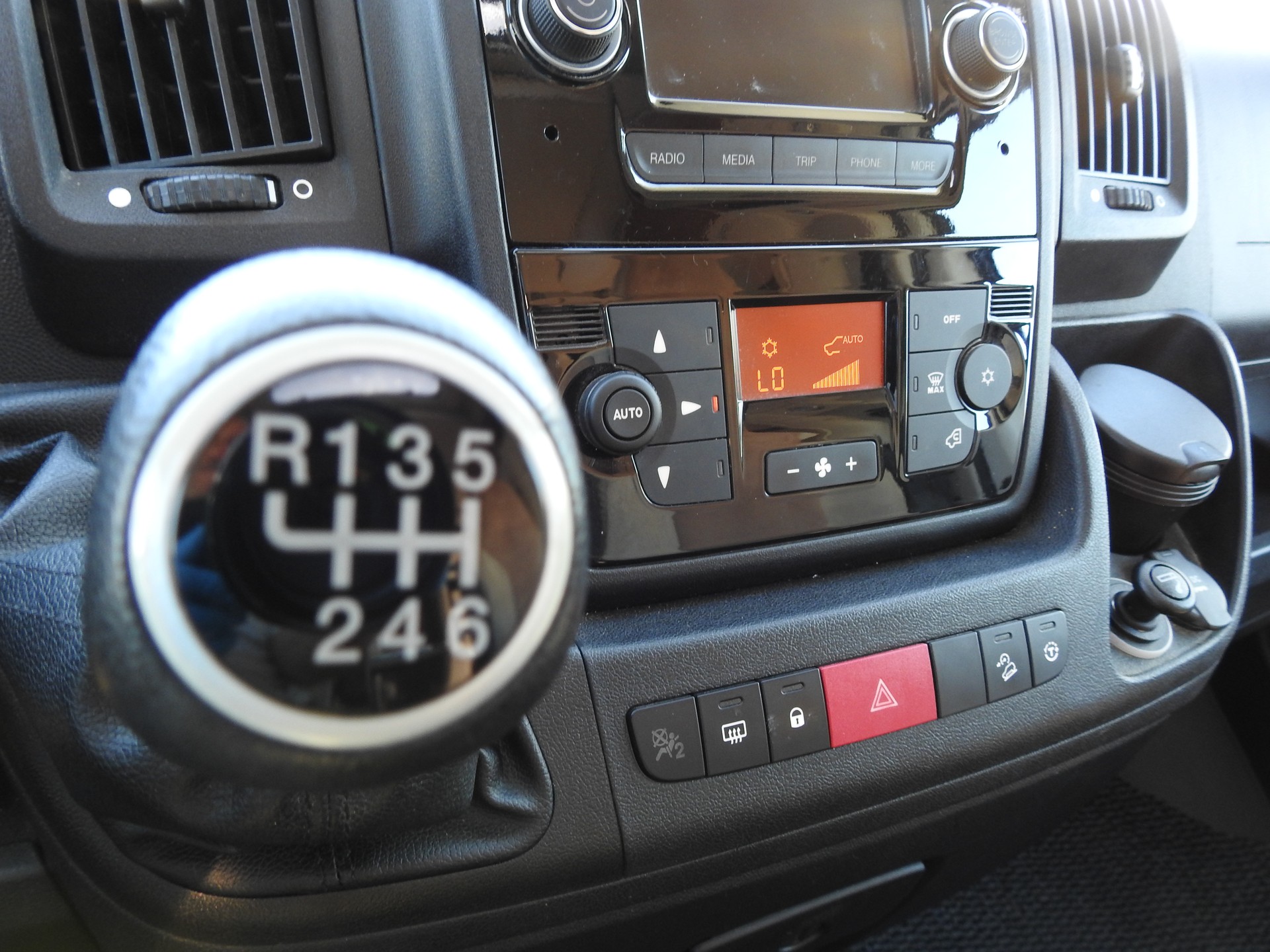 FIAT Adria Matrix M 670 SL-image-12