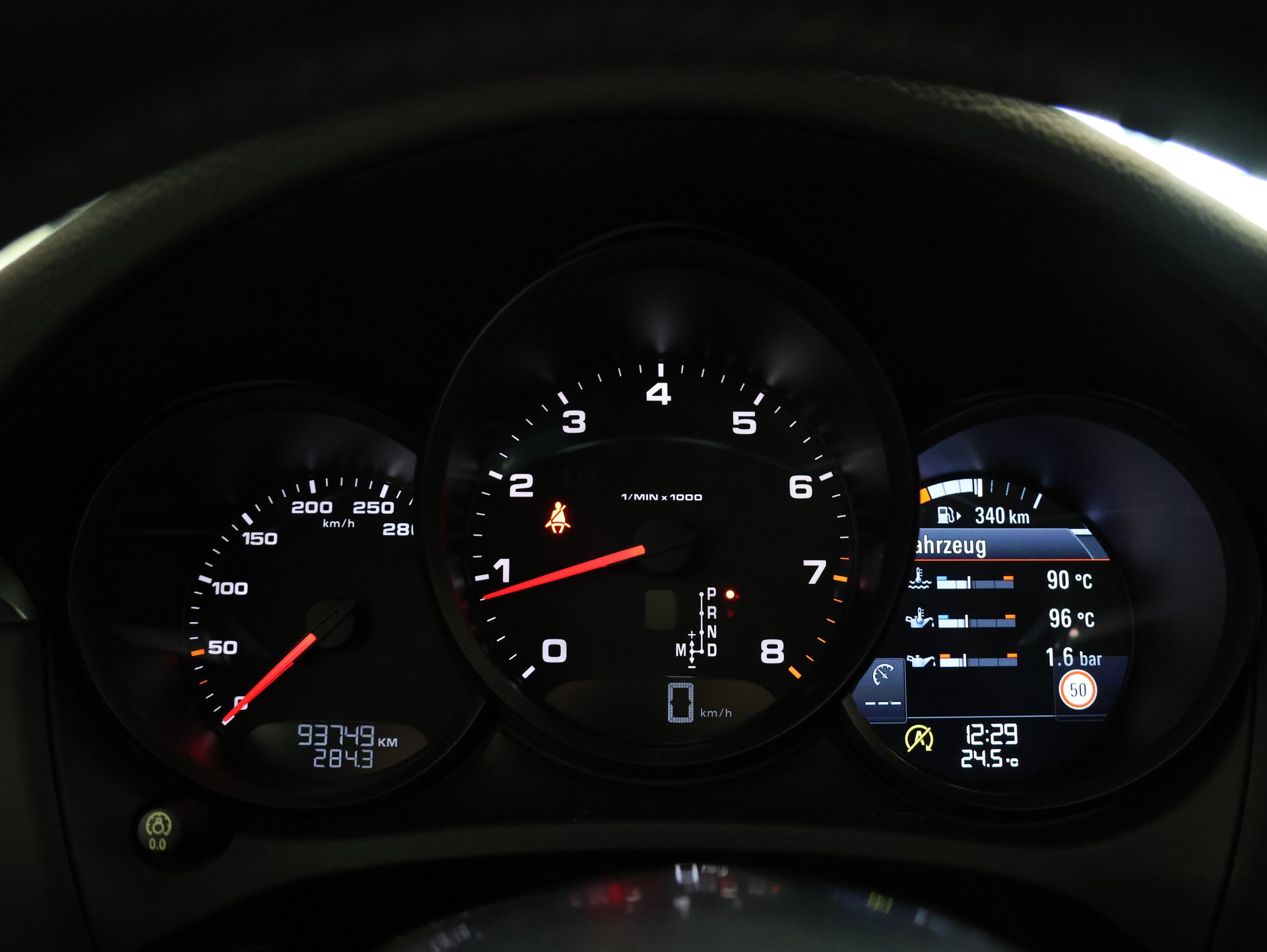 PORSCHE Macan PDK-image-16