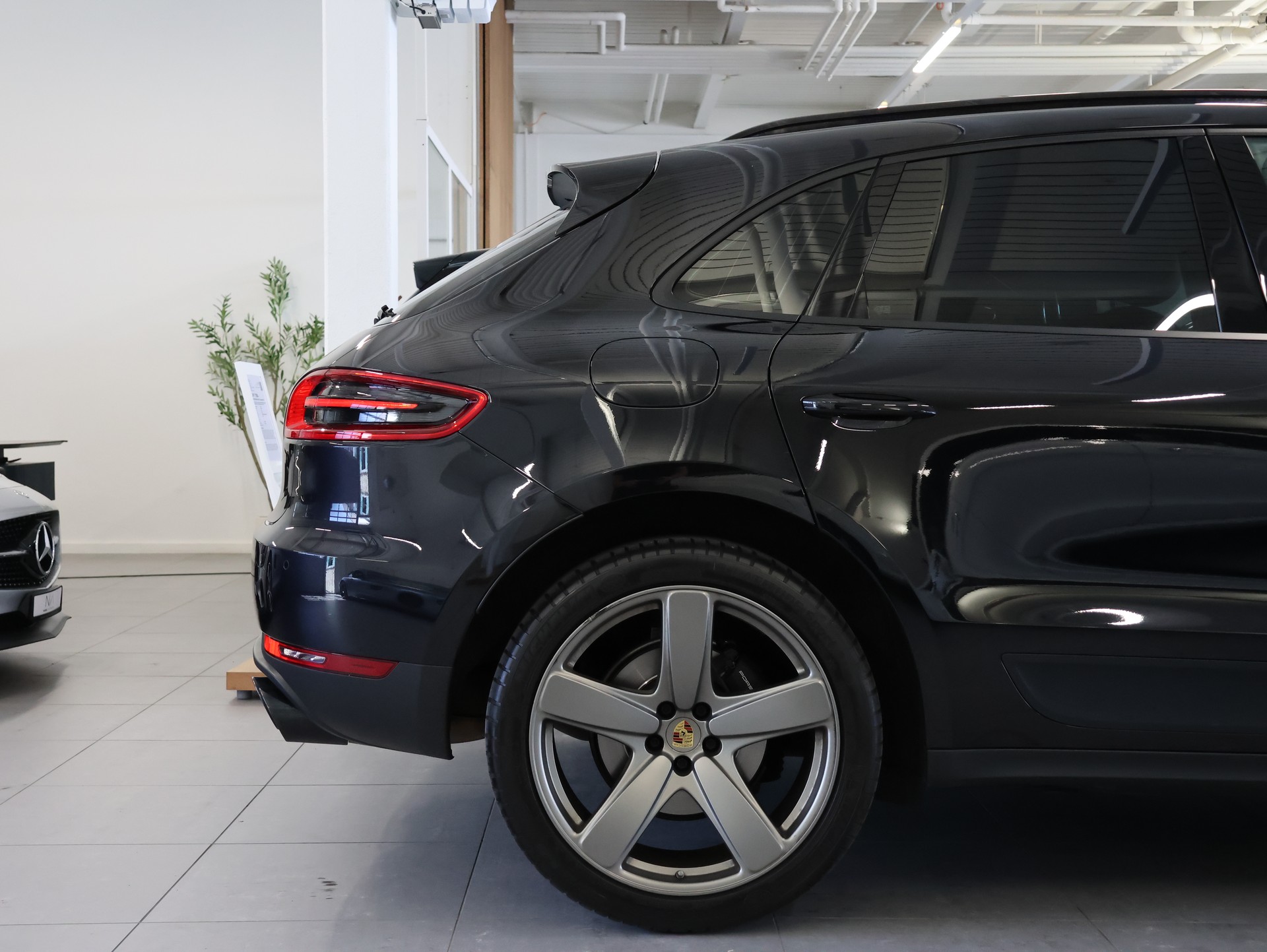 PORSCHE Macan PDK-image-8
