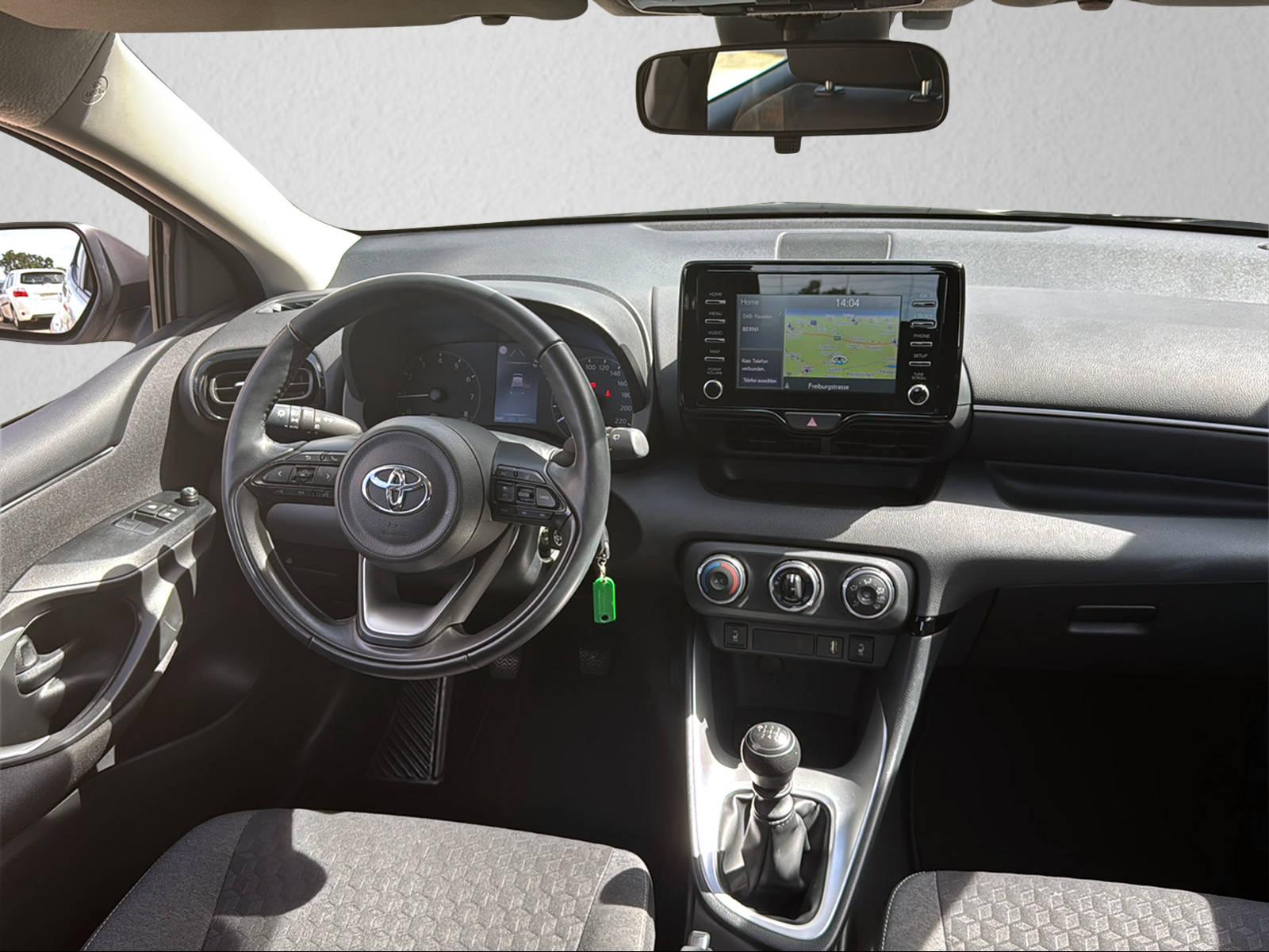TOYOTA Yaris 1.5 VVT-iE Comfort-image-11