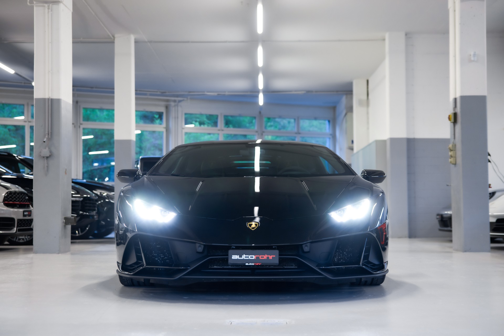 LAMBORGHINI Huracan EVO Coupé DCT-image-2