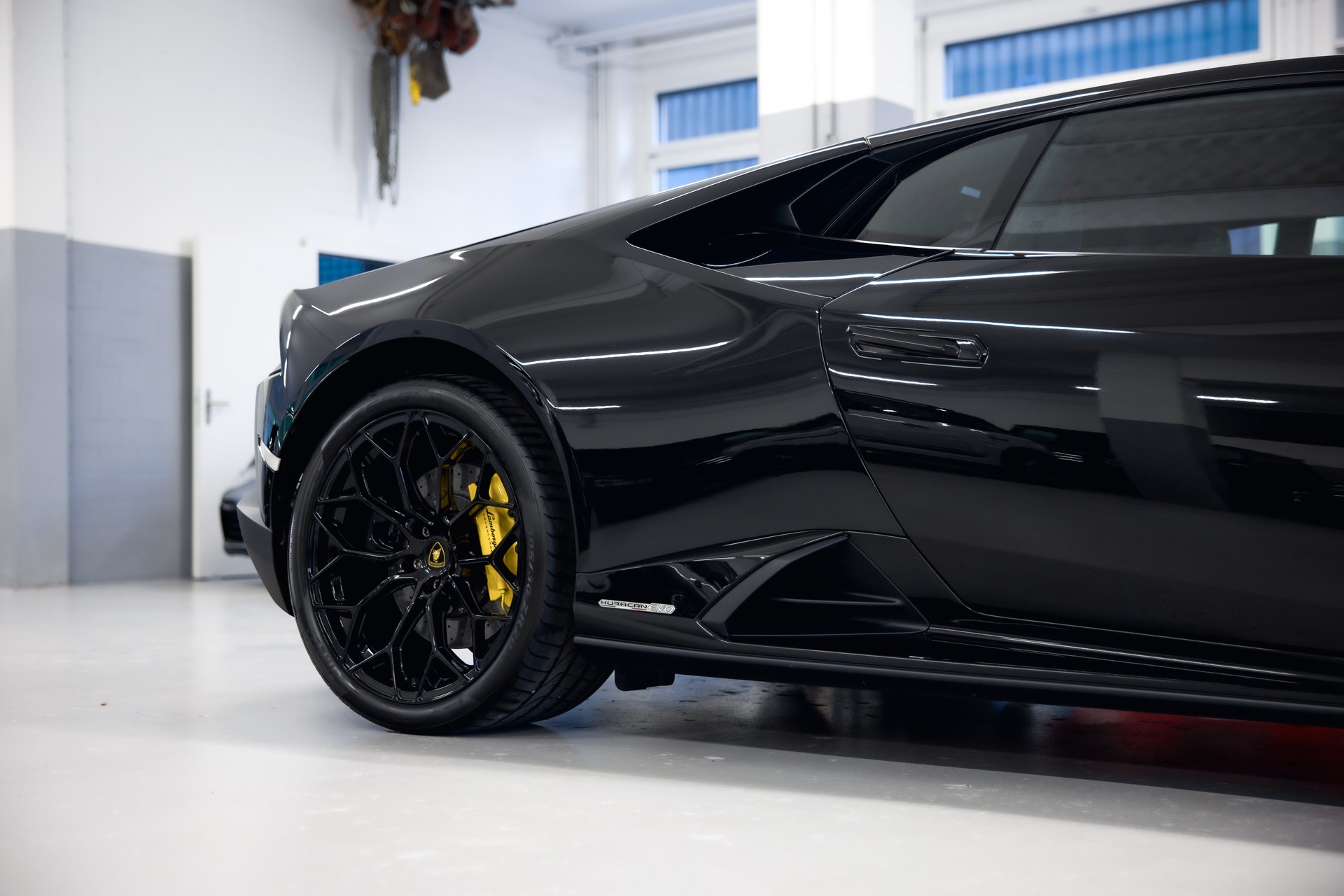 LAMBORGHINI Huracan EVO Coupé DCT-image-12