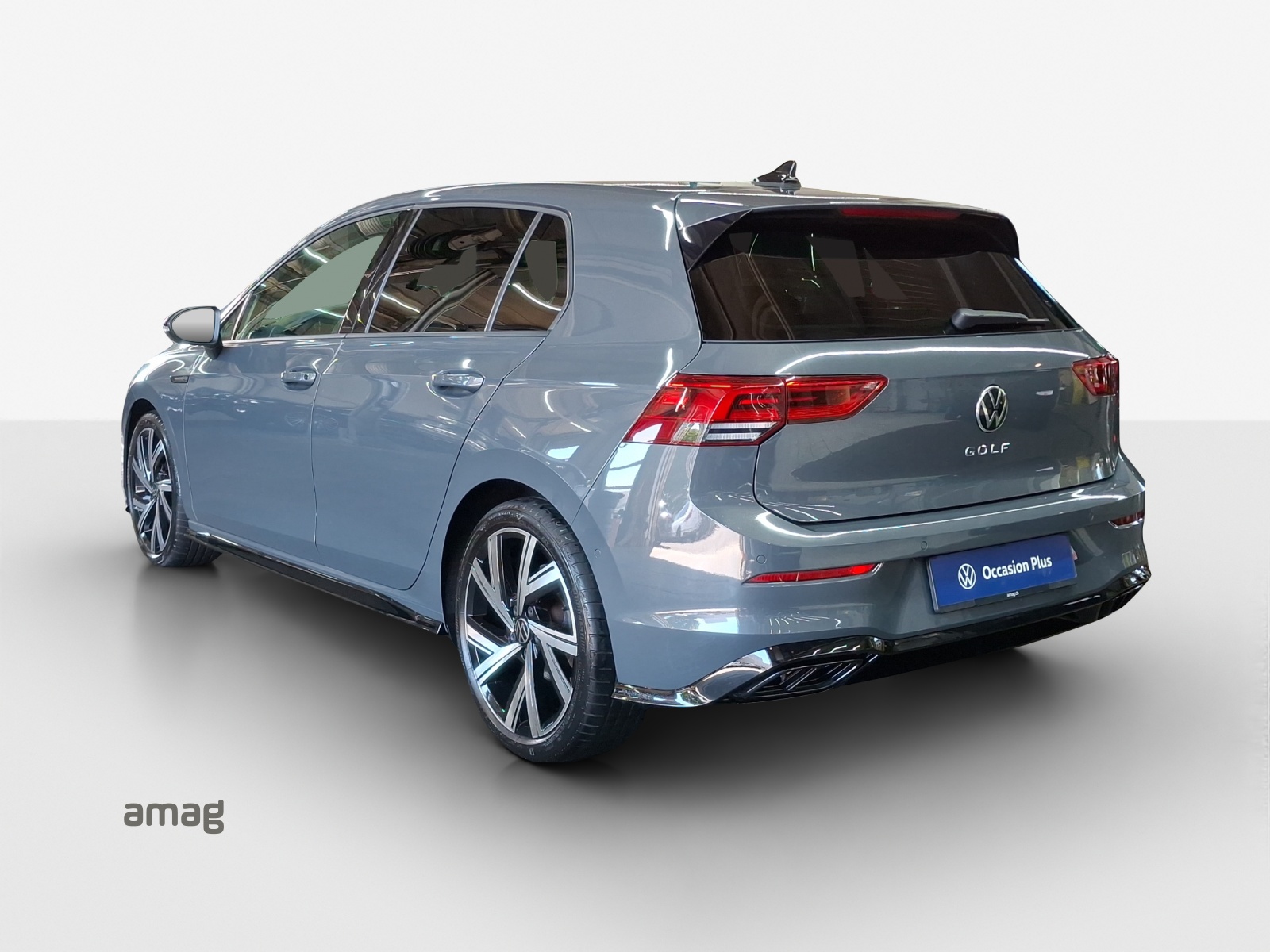 VW Golf 1.5 eTSI mHEV ACT R-Line DSG-image-2