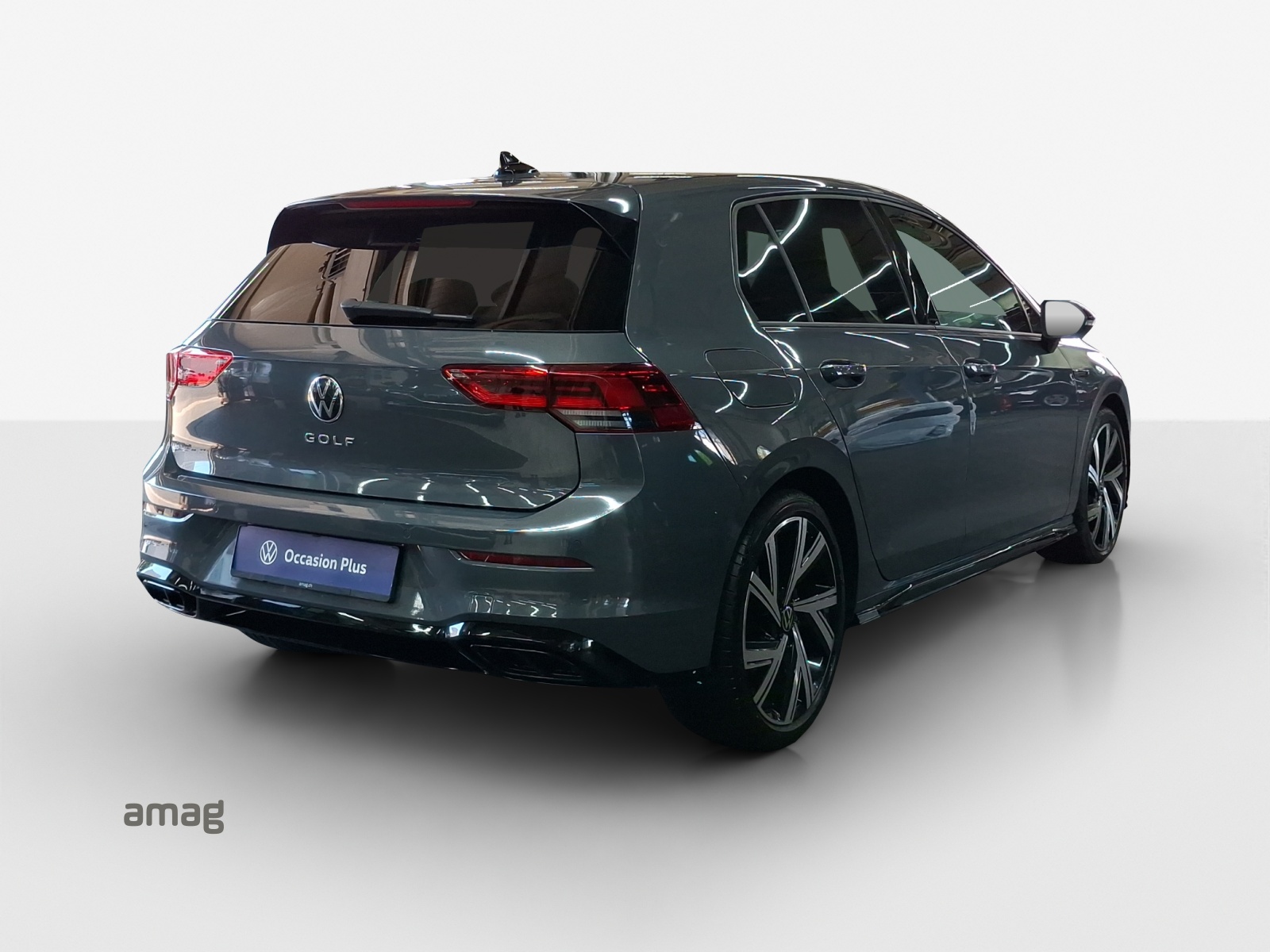 VW Golf 1.5 eTSI mHEV ACT R-Line DSG-image-4