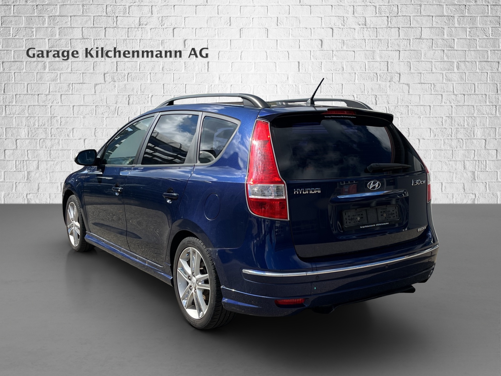 HYUNDAI i30 Wagon 2.0 CRDi Premium-showroom-element-2