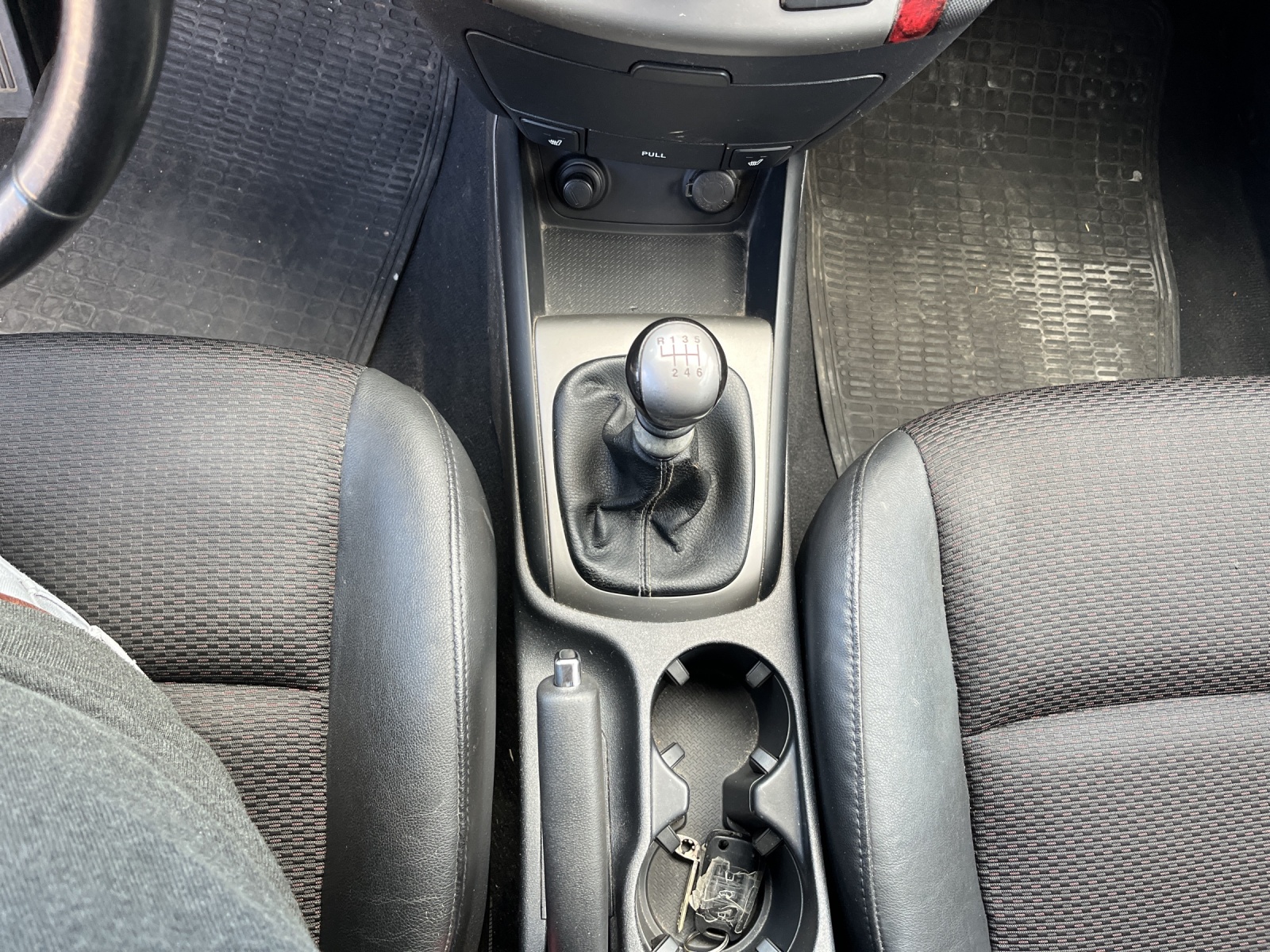 HYUNDAI i30 Wagon 2.0 CRDi Premium-image-11