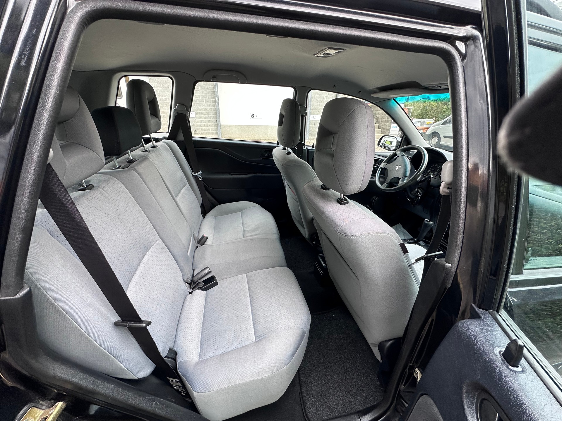 MITSUBISHI Space Star 1.8 16V Premium-image-9