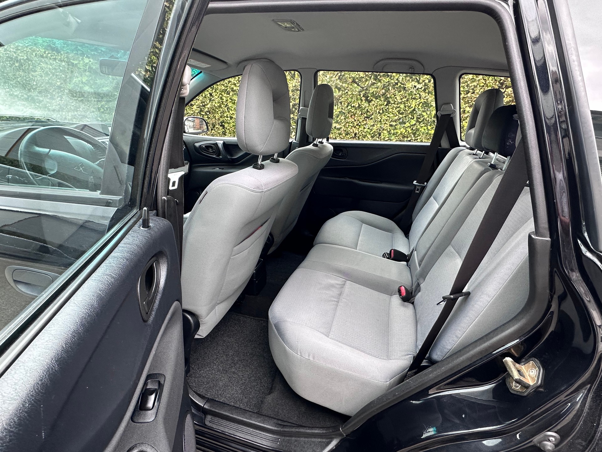 MITSUBISHI Space Star 1.8 16V Premium-image-7