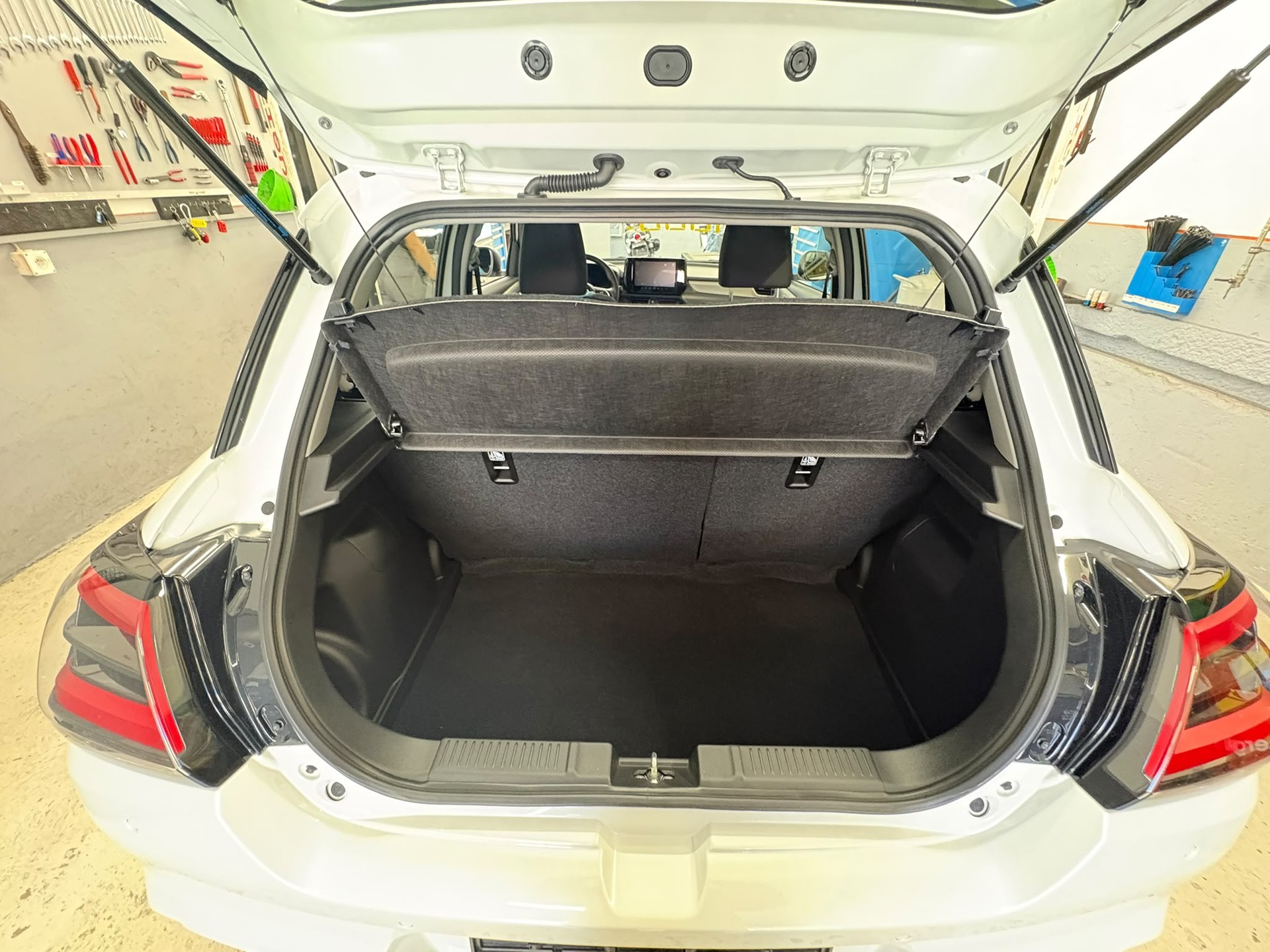 SUZUKI Swiss Edition-image-9