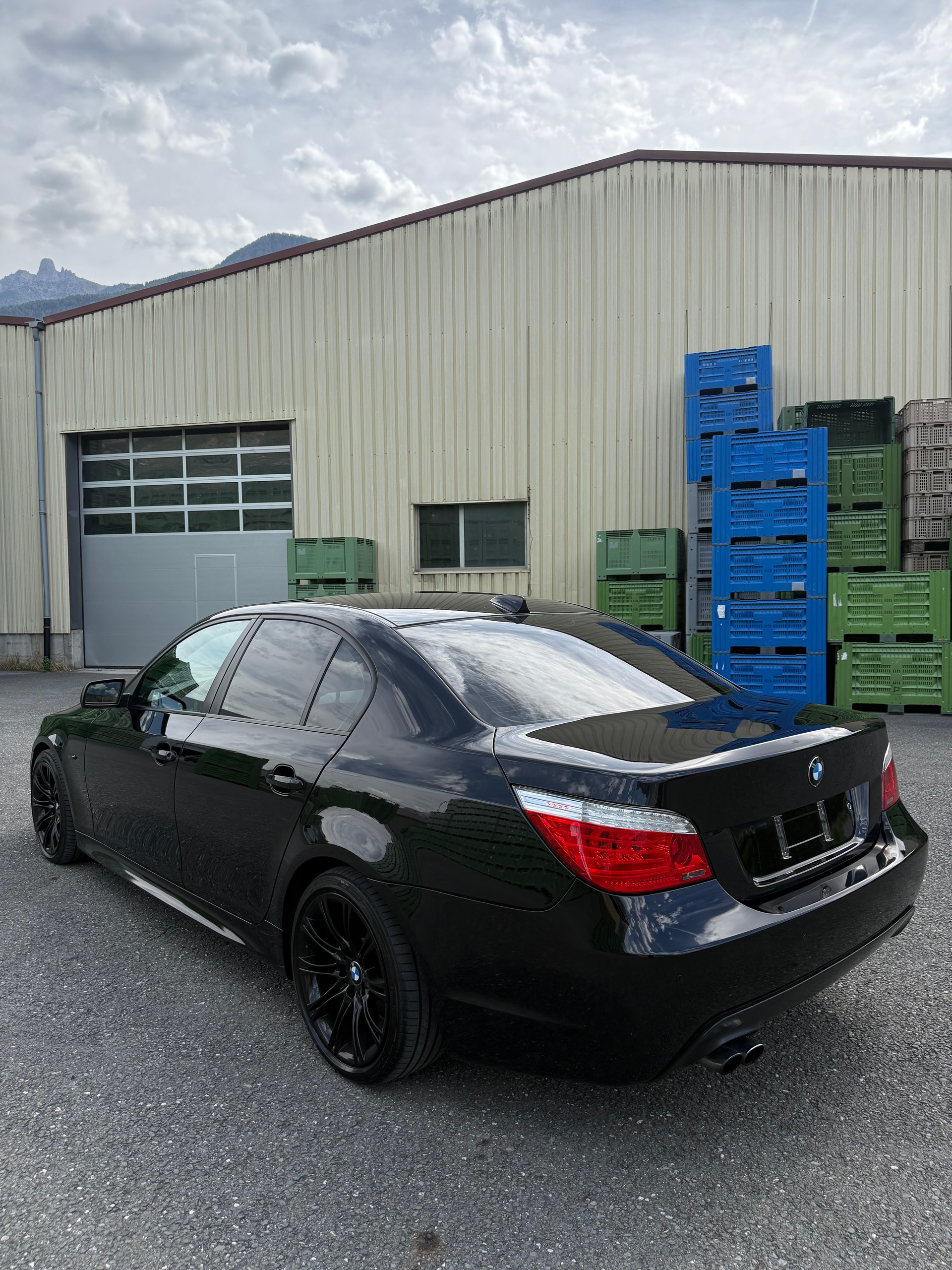 BMW 530xd Premium Business-image-3