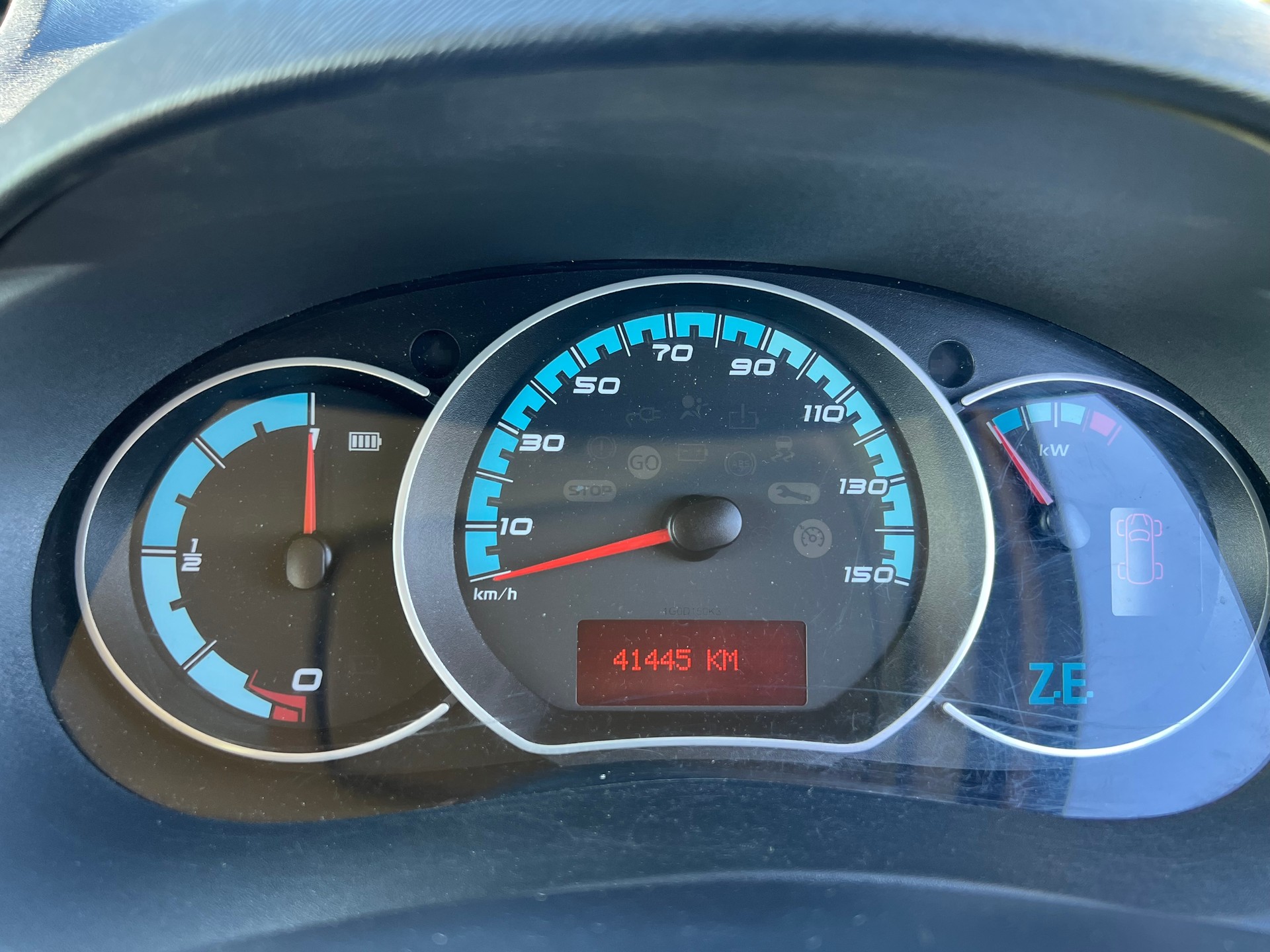 RENAULT Kangoo Maxi Z.E. 33 R60 Access 2 Pl.-image-8