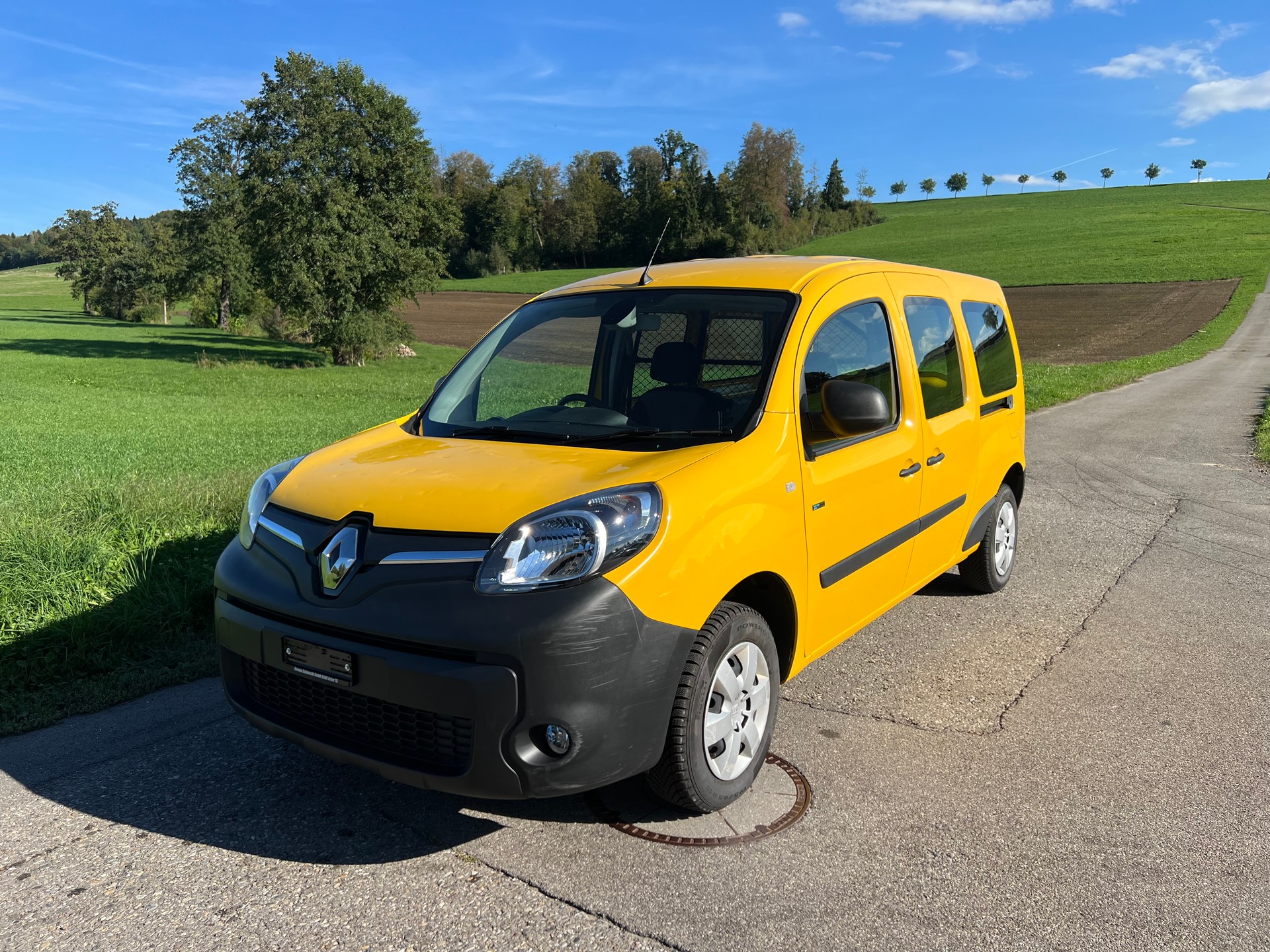 RENAULT Kangoo Maxi Z.E. 33 R60 Access 2 Pl.-image-0