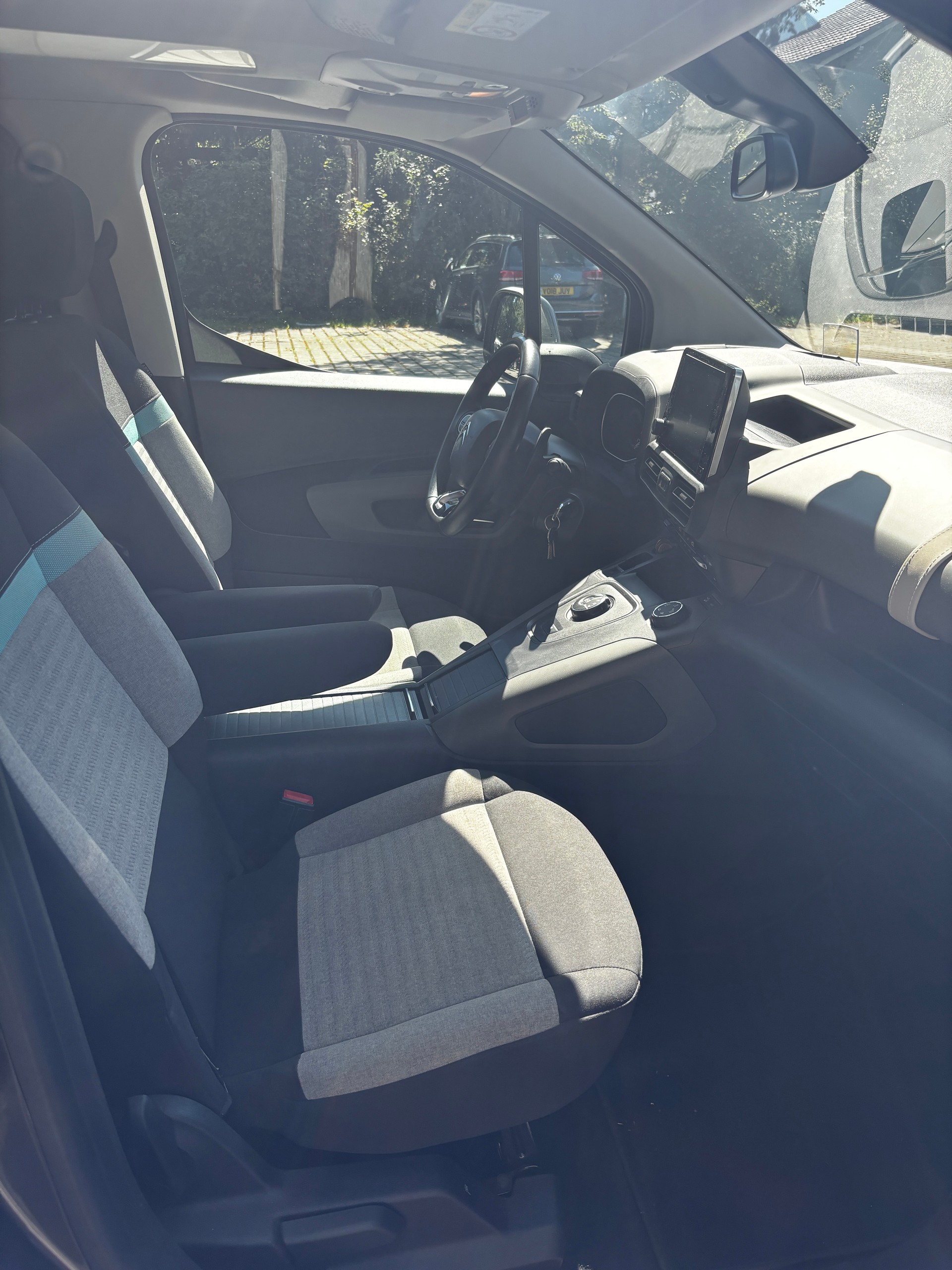 CITROEN 1.5 BlueHDi 130 Shine-image-3