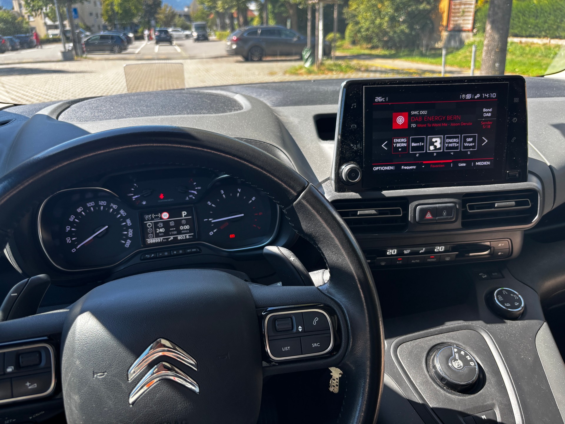 CITROEN 1.5 BlueHDi 130 Shine-image-4