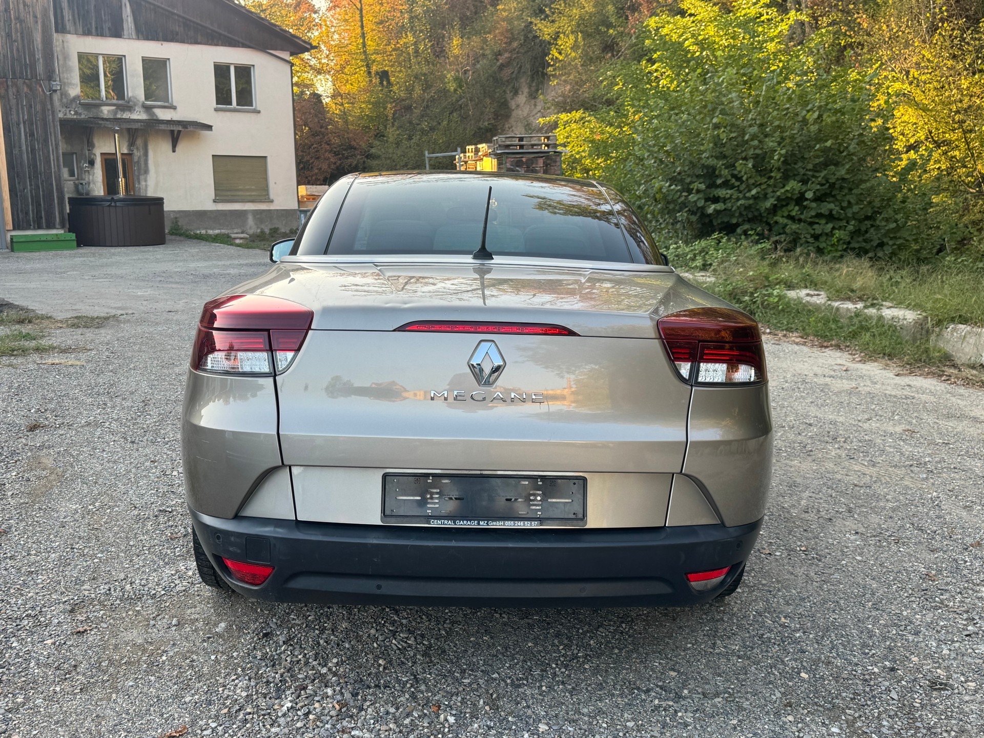 RENAULT Mégane CC 1.5 dCi EDC-image-4