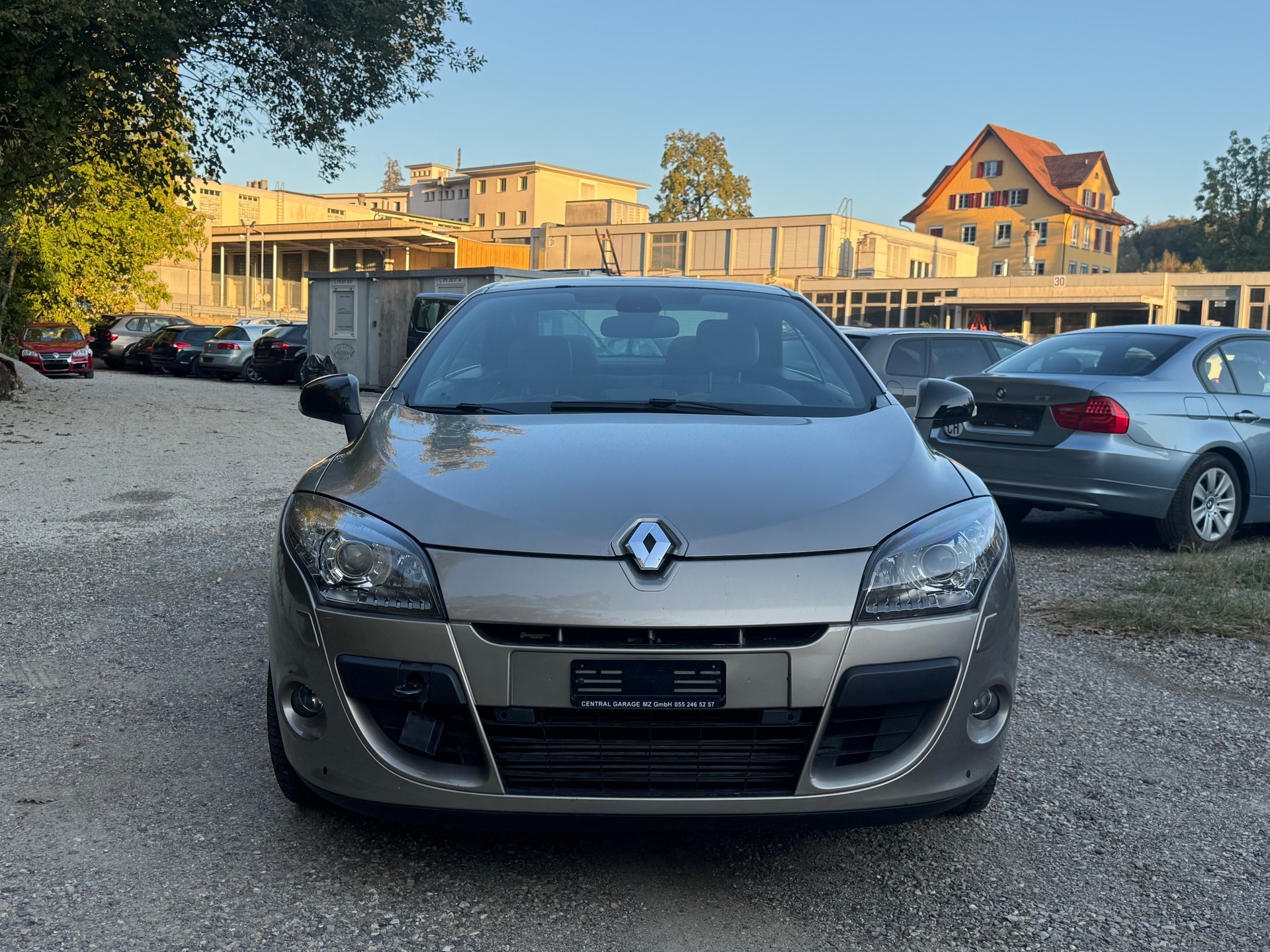 RENAULT Mégane CC 1.5 dCi EDC-image-1