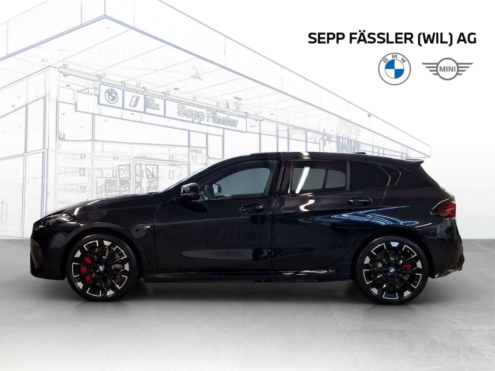 BMW M135i xDrive M Sport Pro-showroom-element-1