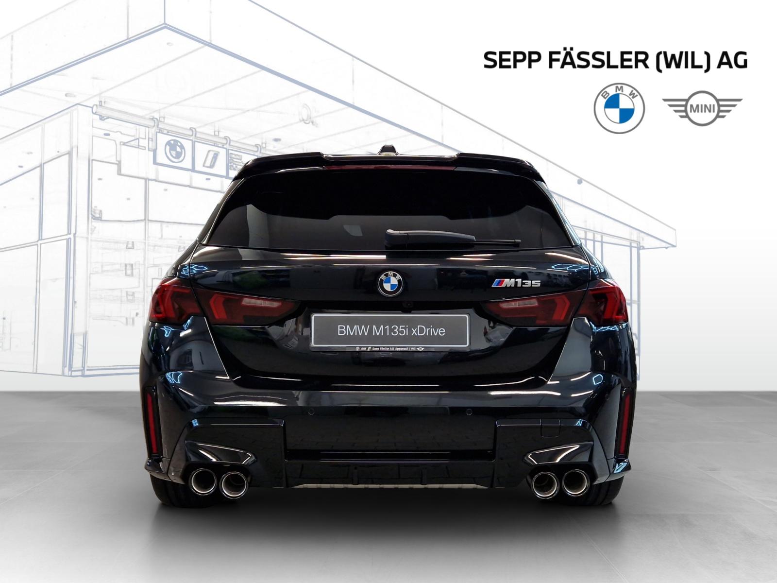 BMW M135i xDrive M Sport Pro-showroom-element-3