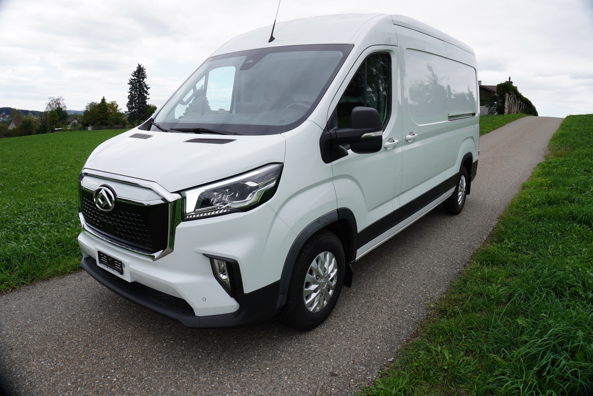 MAXUS eDeliver 9 L3H2 88kWh-image-0