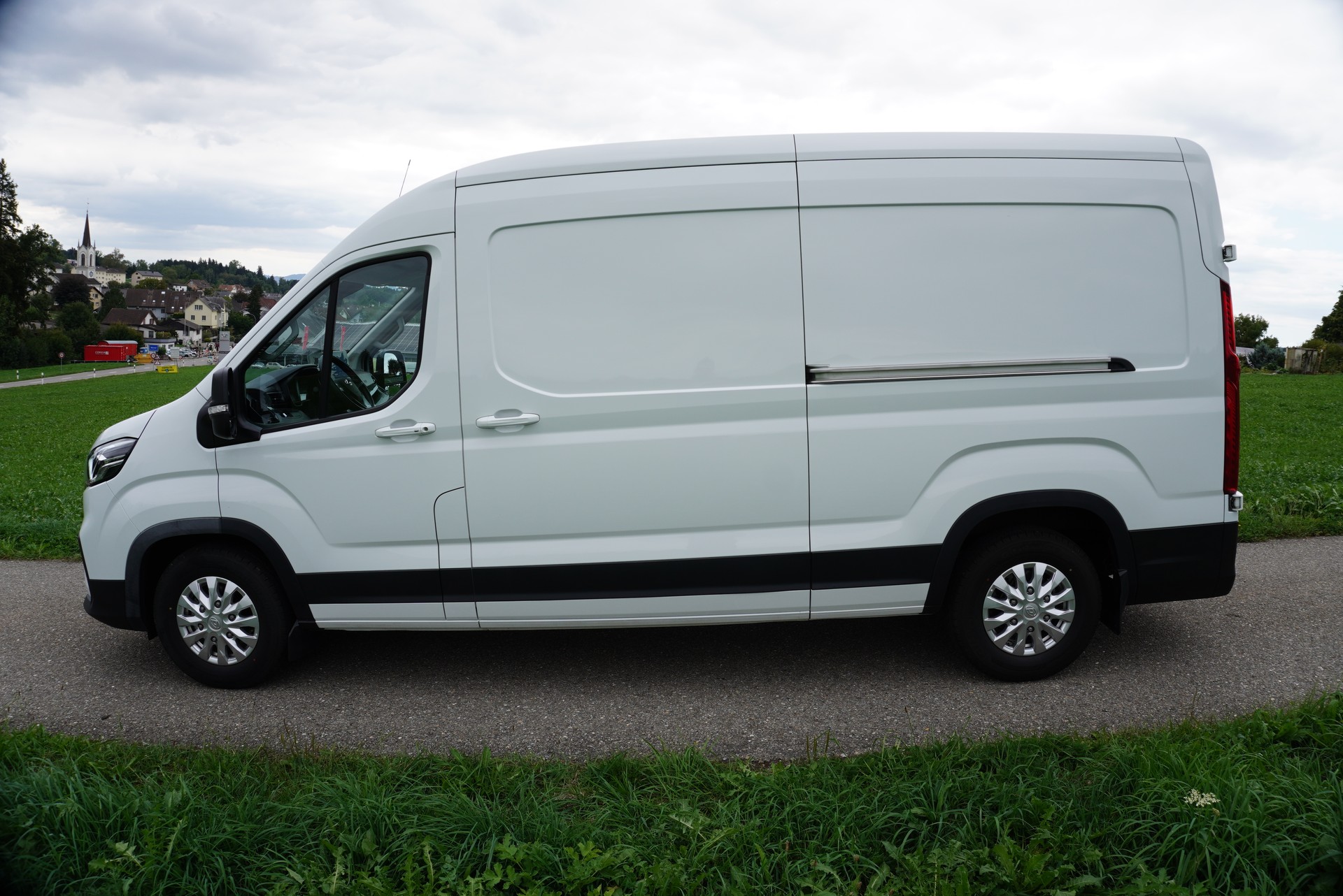 MAXUS eDeliver 9 L3H2 88kWh-image-7