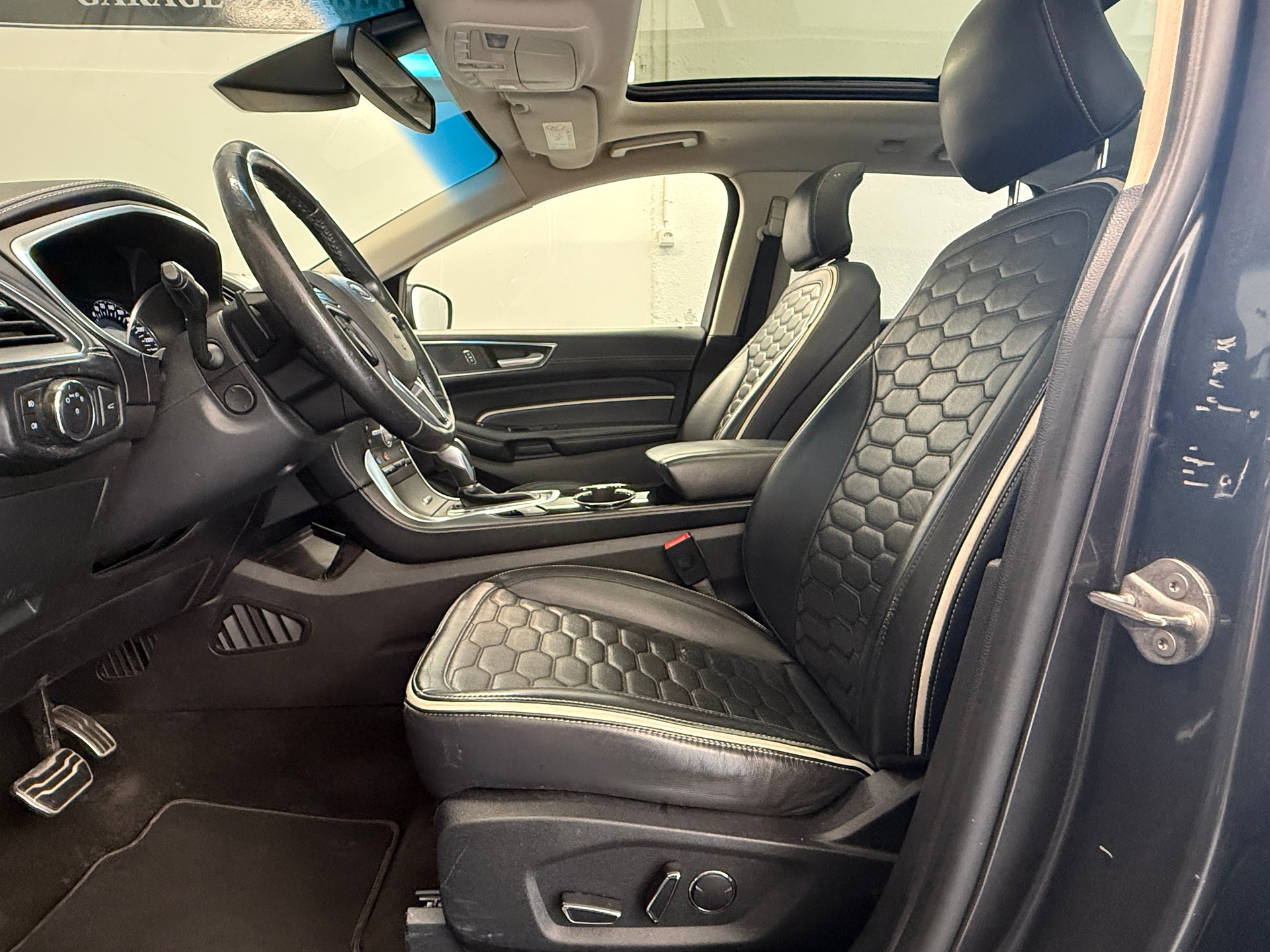 FORD Edge 2.0 TDCi Vignale 4WD PowerShift Ab 230.- pro Monat Sitheizung / Belüftung Panoramdach-image-9