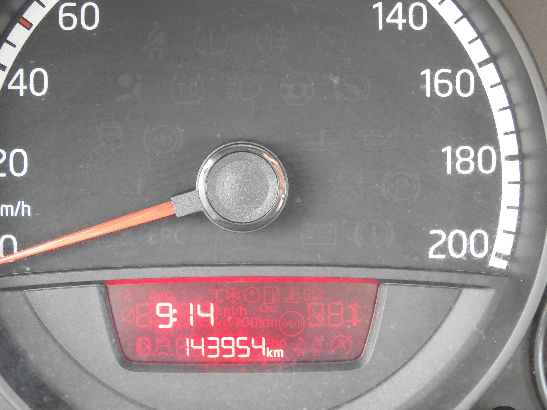 VW Up 1.0 BMT white up-image-20