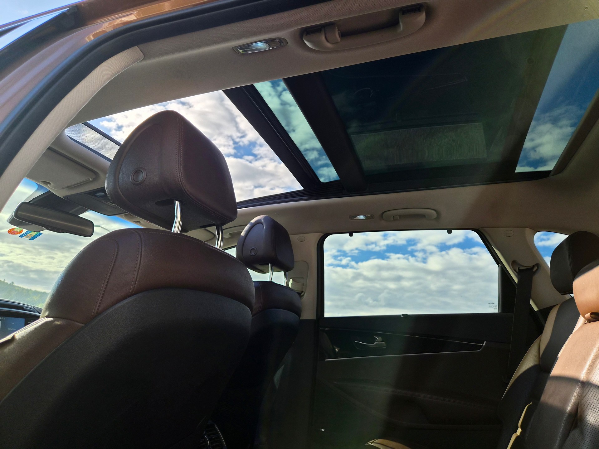 KIA Sorento 2.2 CRDI Style 5P. Automatic-image-10