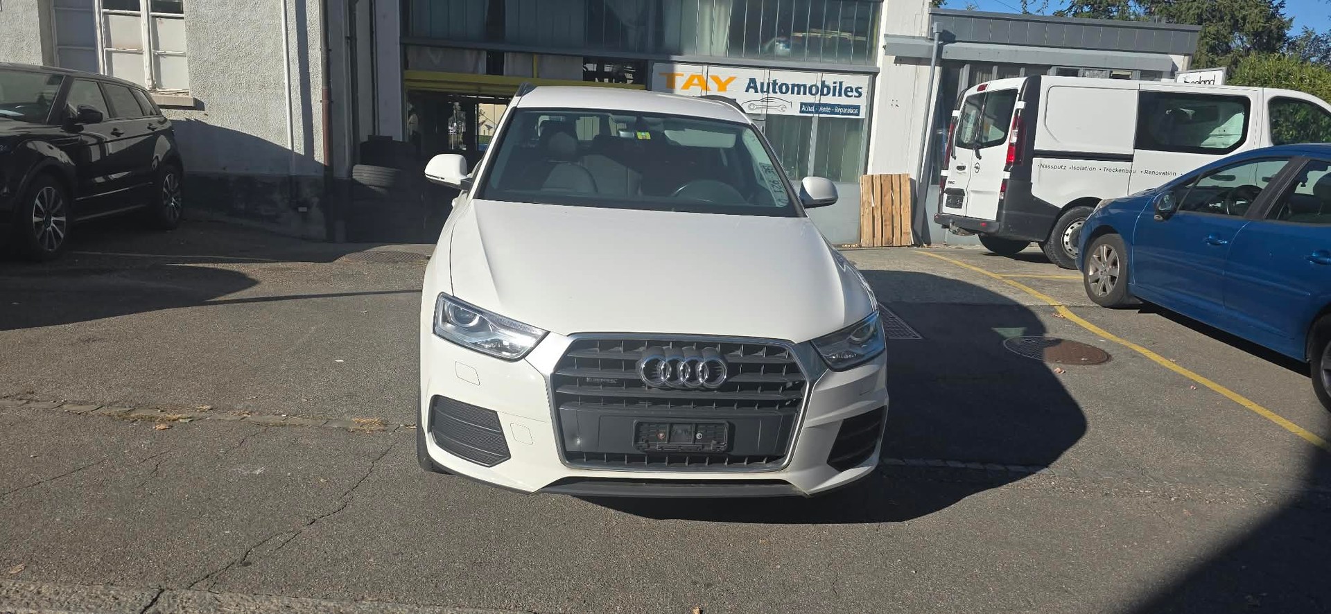 AUDI Q3 2.0 TFSI quattro S-tronic-image-0