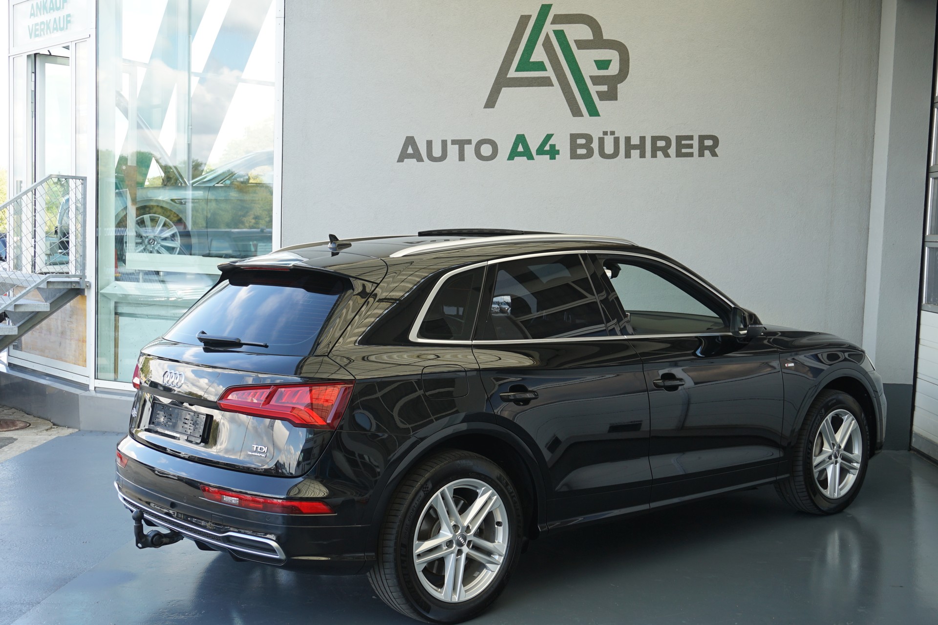 AUDI Q5 2.0 TDI sport quattro-image-7