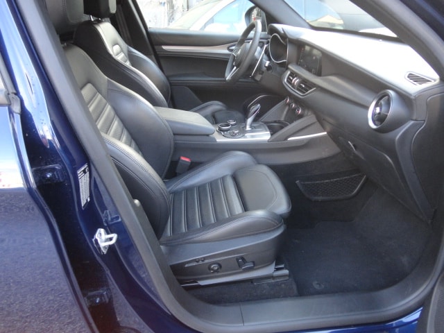 ALFA ROMEO Stelvio 2.0 Super Q4 Automatic-image-4