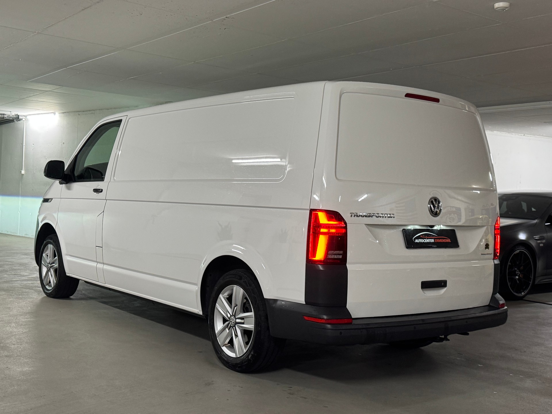 VW T6.1 2.0 Bi-TDI DSG Langversion, mit Hebebühne-image-4