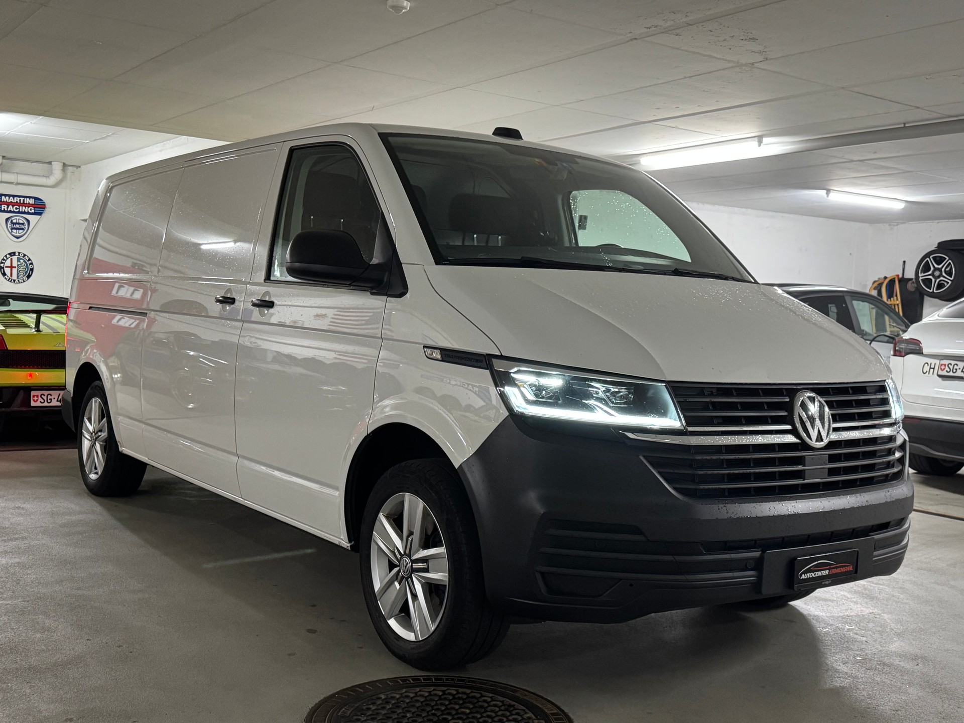VW T6.1 2.0 Bi-TDI DSG Langversion, mit Hebebühne-image-2