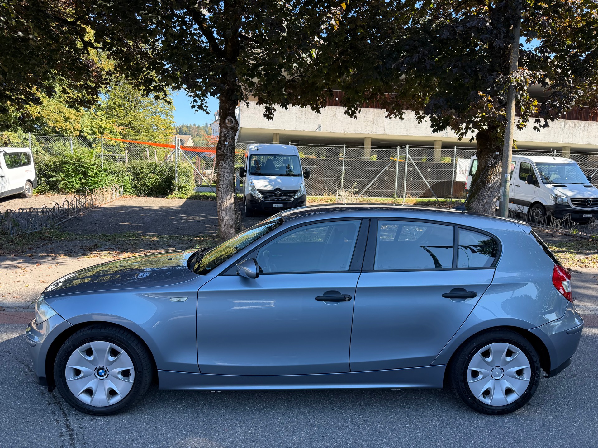BMW 118-image-2