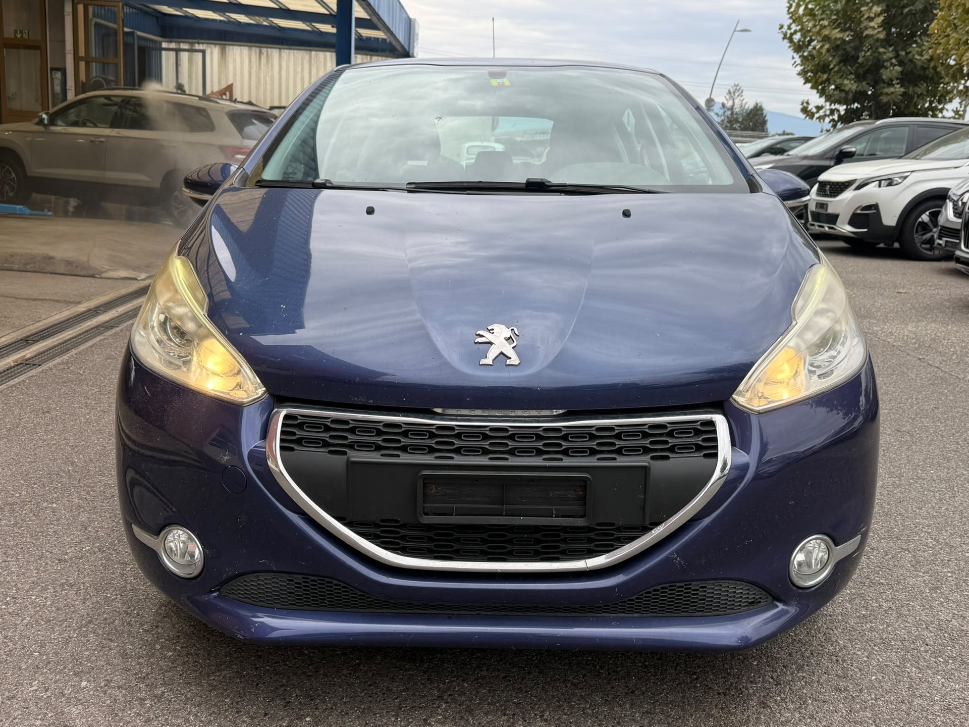PEUGEOT 208 1.2 VTI Access-image-0