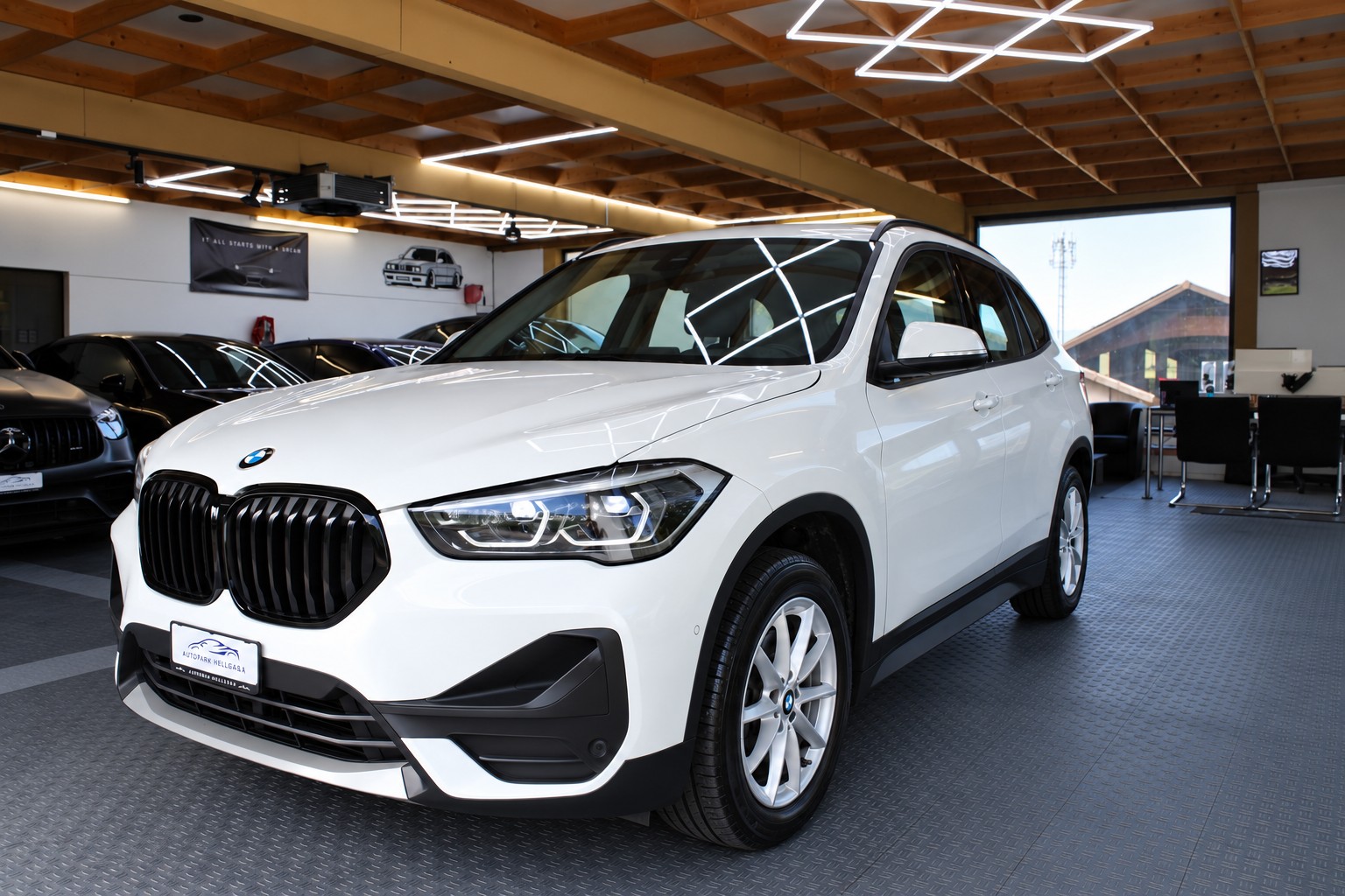 BMW X1 xDrive 18d Sport Line Steptronic-image-1