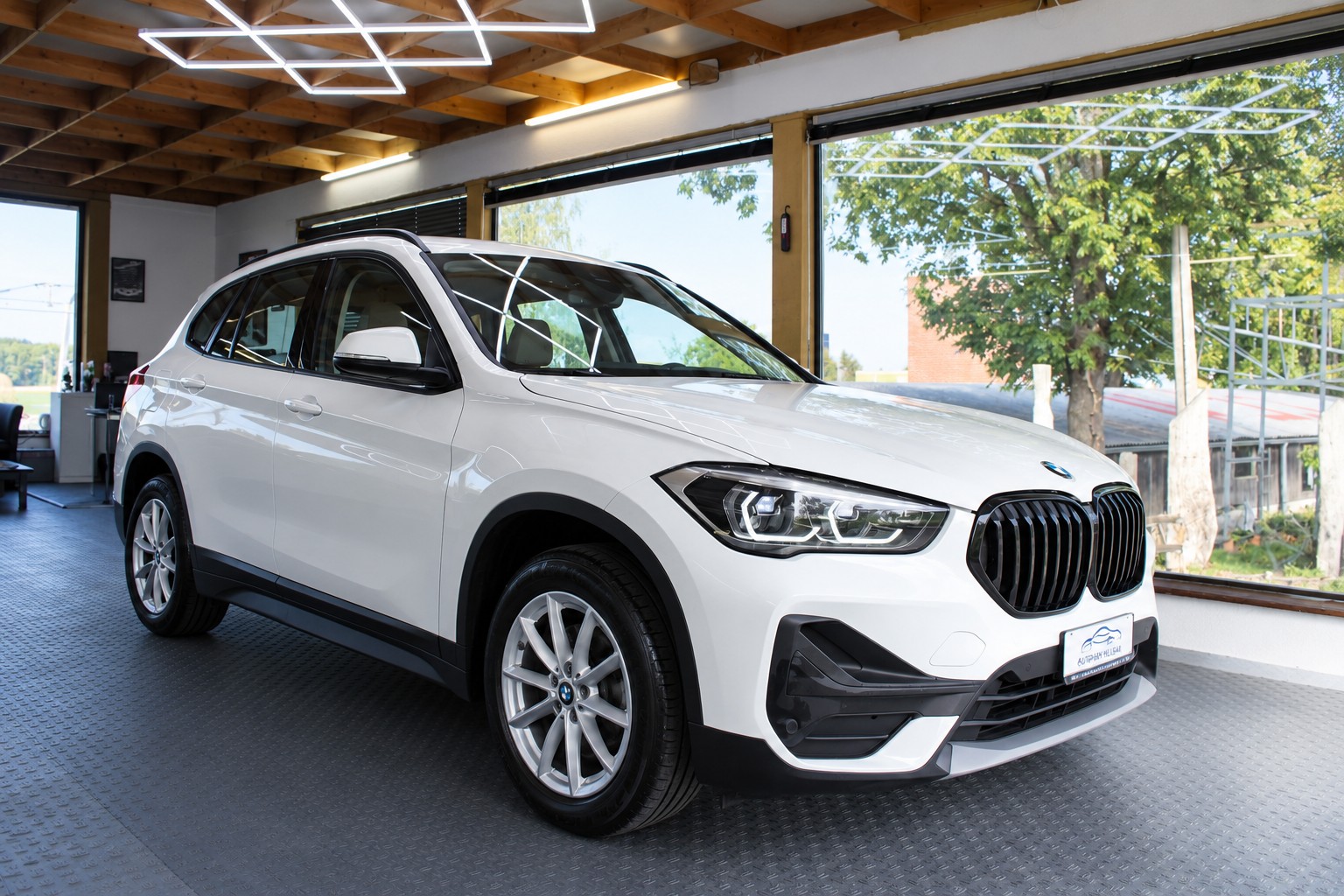 BMW X1 xDrive 18d Sport Line Steptronic-image-3