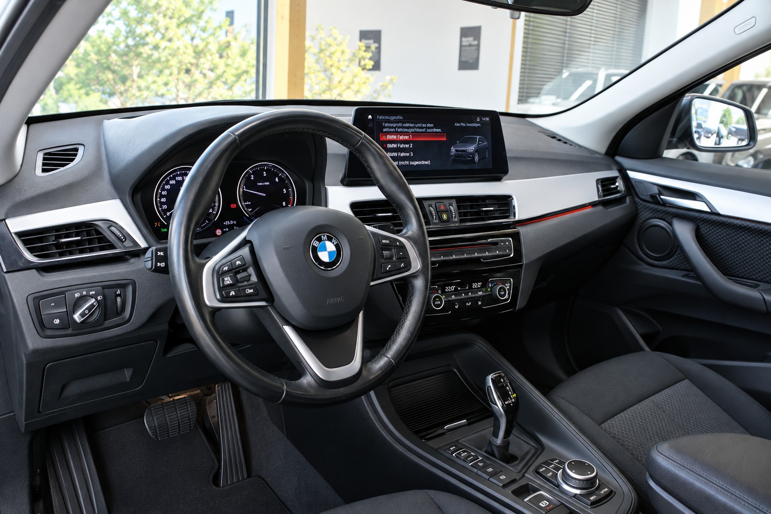 BMW X1 xDrive 18d Sport Line Steptronic-image-7