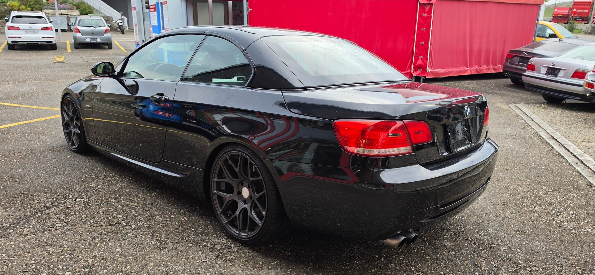 BMW 330i Cabriolet Steptronic-image-27