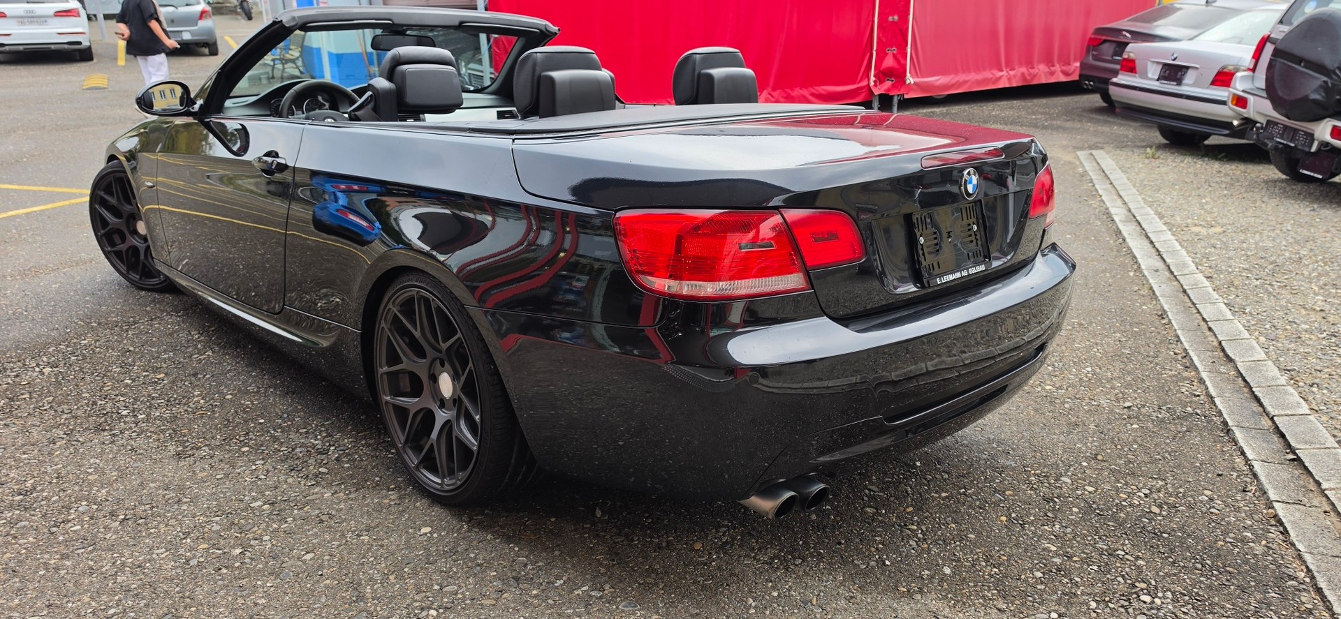 BMW 330i Cabriolet Steptronic-image-5