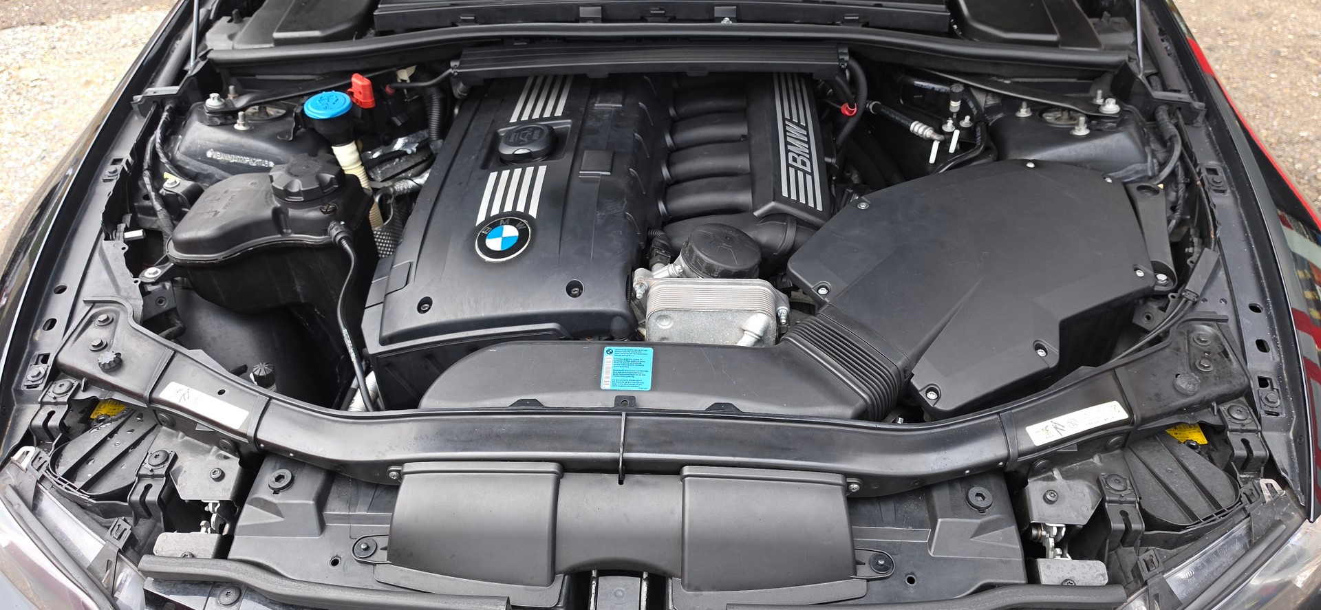 BMW 330i Cabriolet Steptronic-image-31