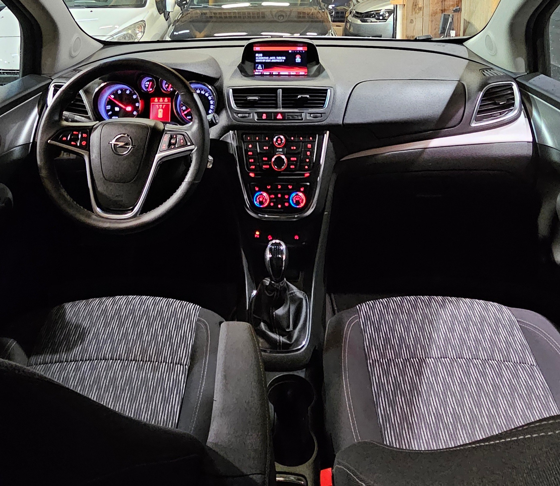OPEL Mokka 1.6 CDTi Cosmo 4WD-image-11