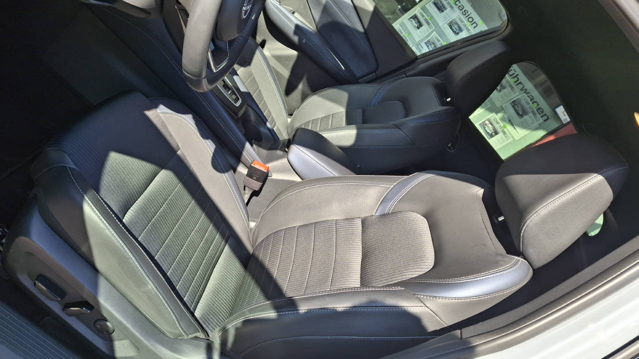 NISSAN Qashqai 1.5 VC-T Tekna-image-8