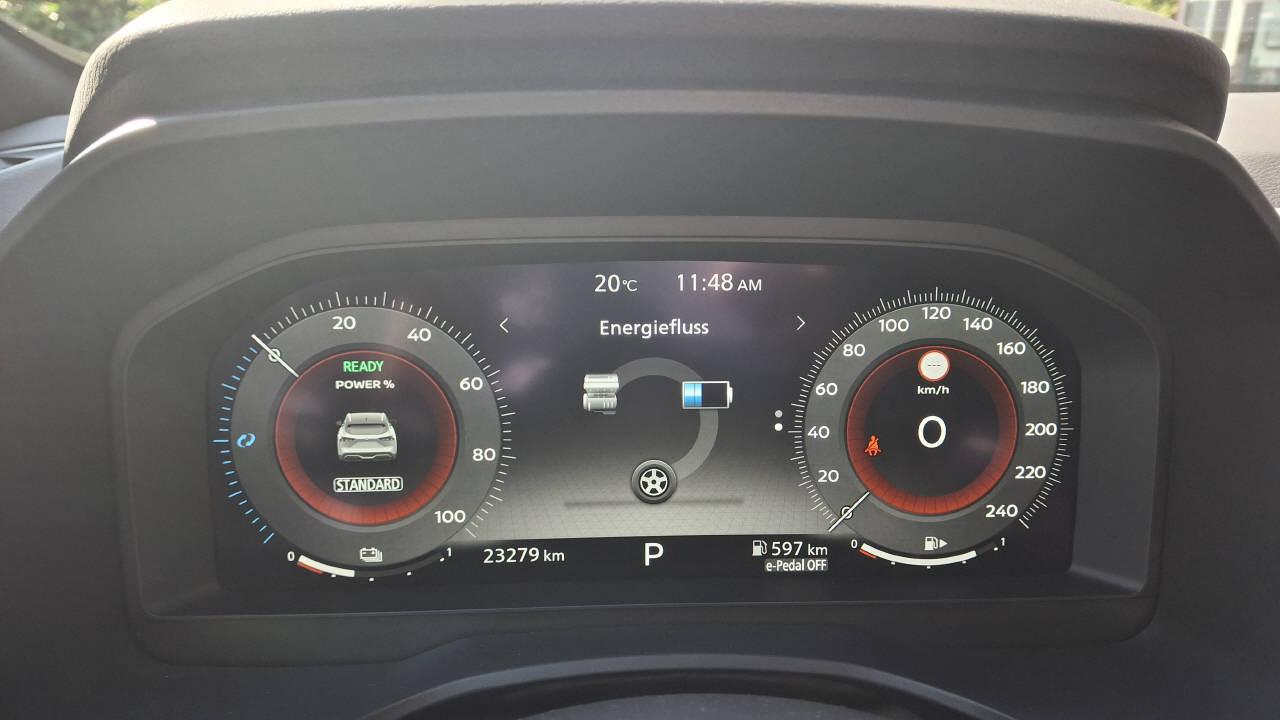NISSAN Qashqai 1.5 VC-T Tekna-image-10