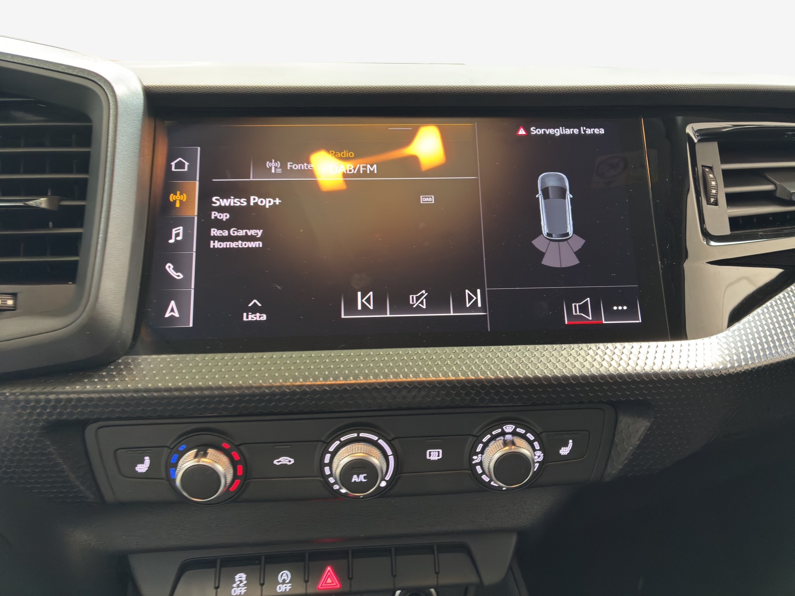 AUDI A1 Sportback 30 TFSI Attraction S-tronic-image-13