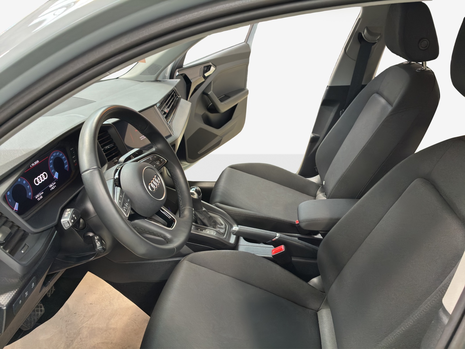 AUDI A1 Sportback 30 TFSI Attraction S-tronic-image-7