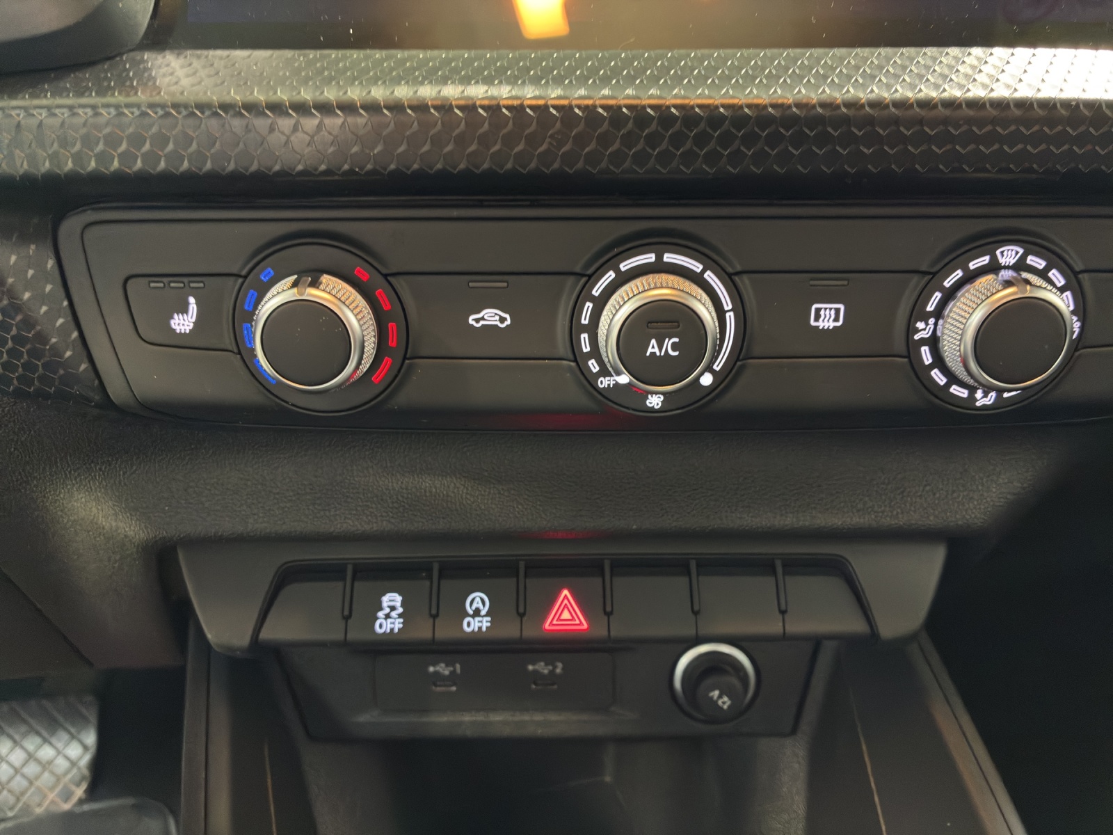 AUDI A1 Sportback 30 TFSI Attraction S-tronic-image-15