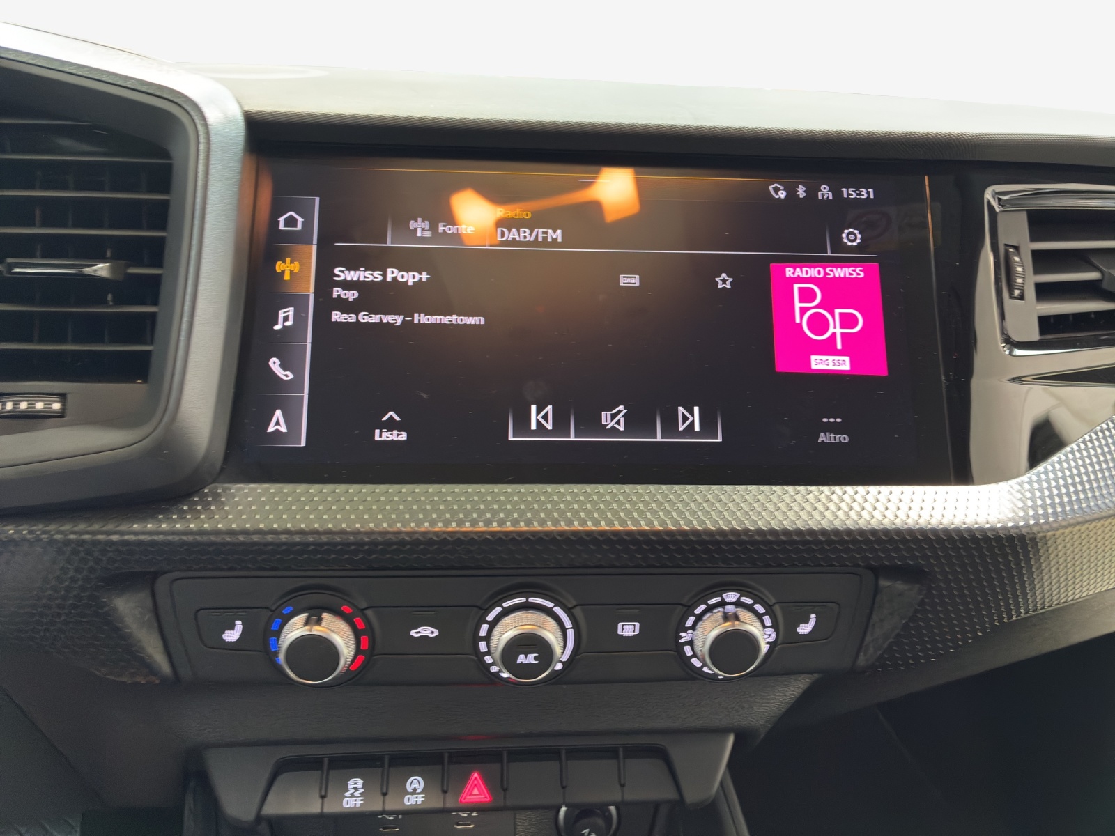AUDI A1 Sportback 30 TFSI Attraction S-tronic-image-10