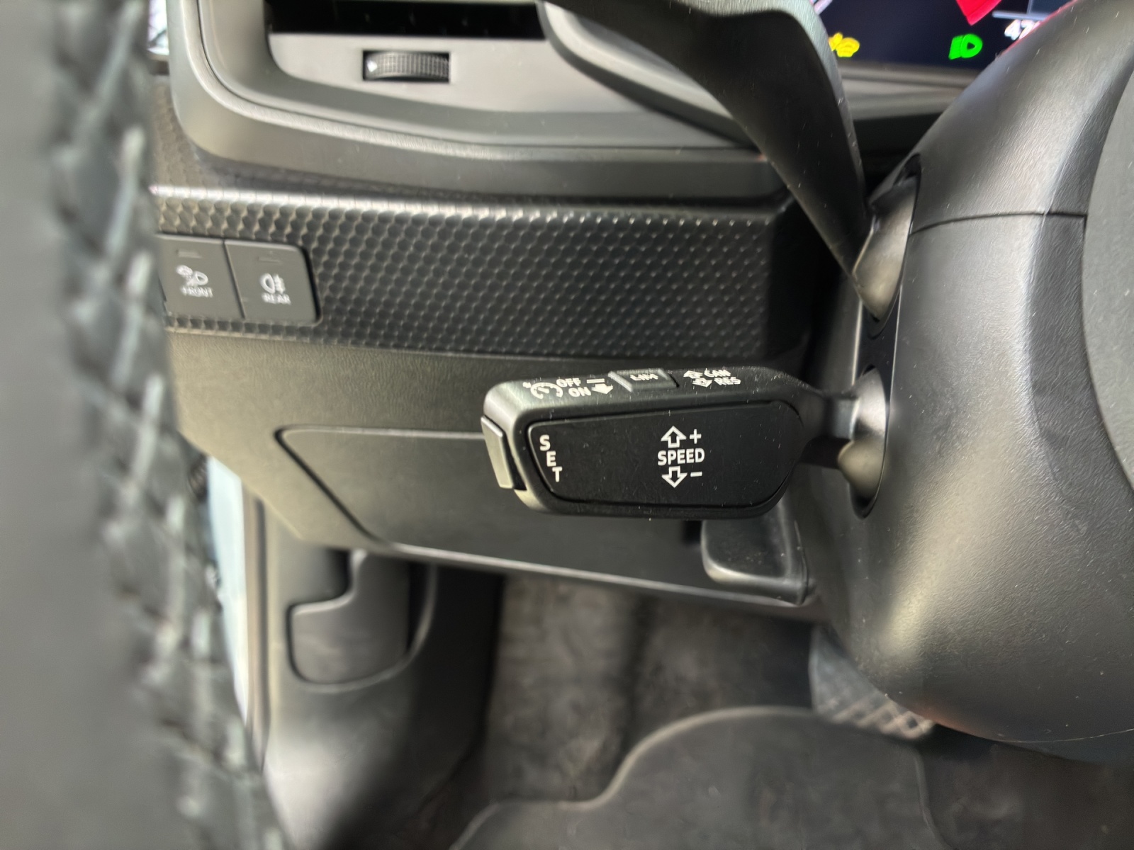 AUDI A1 Sportback 30 TFSI Attraction S-tronic-image-14