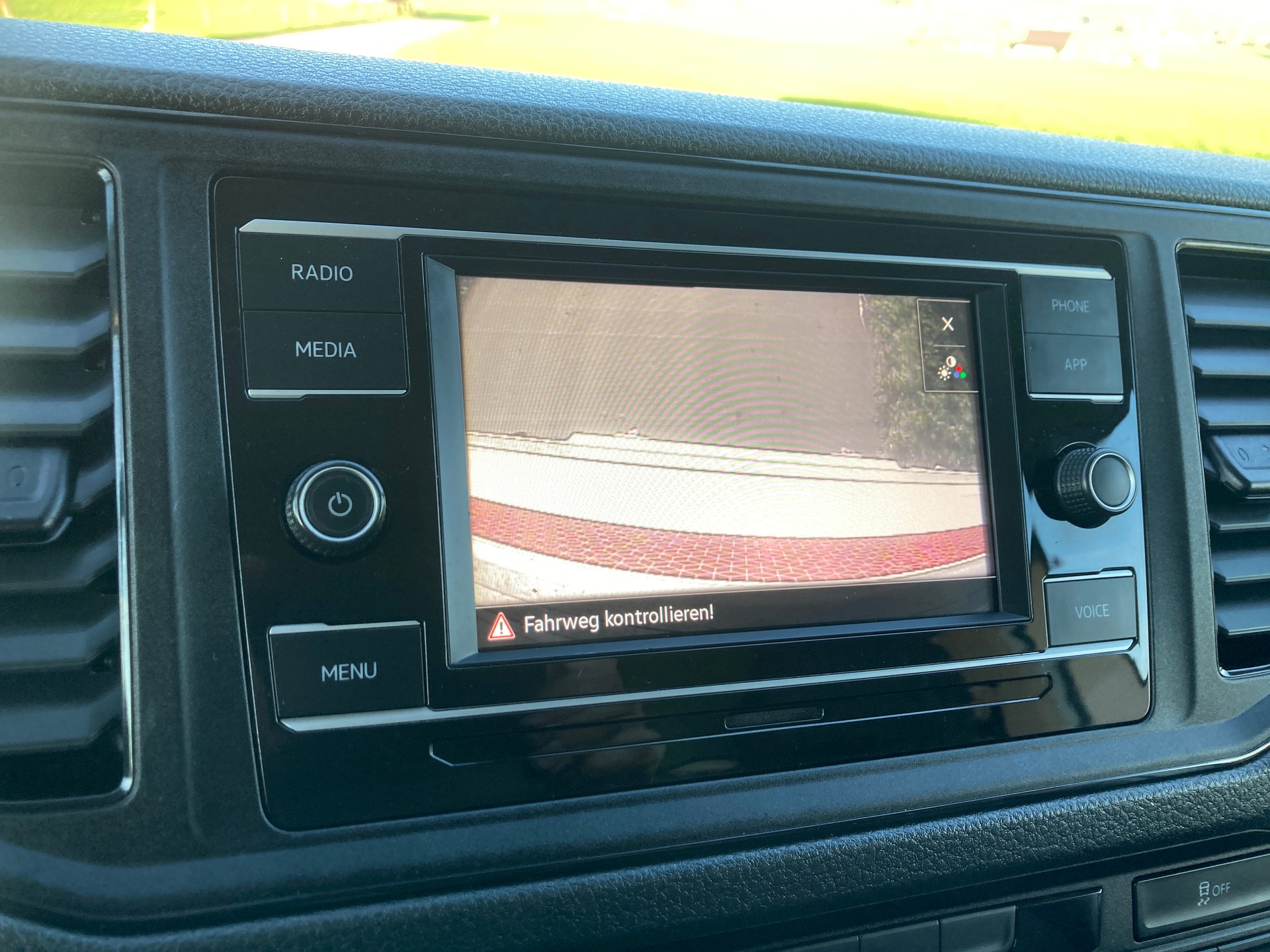 VW Crafter 35 2.0 BiTDI HD L4 **mit Hebebühne + Anhängerkupplung 3.5t**-image-12