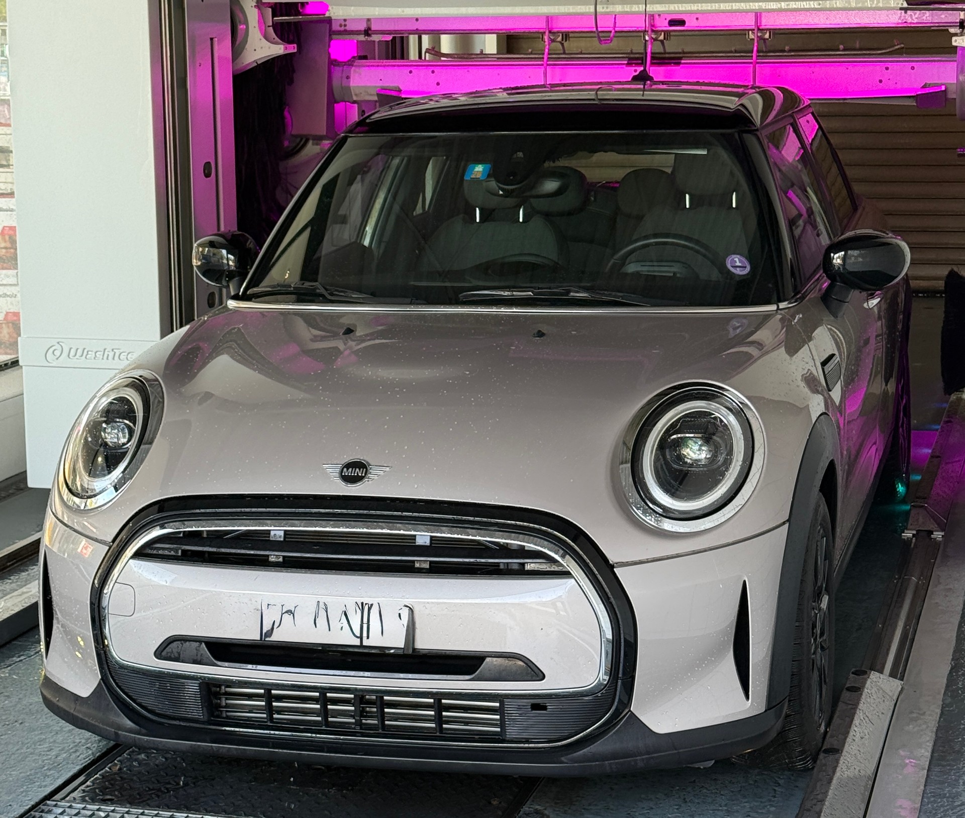 MINI CAMDEN Edition-image-0